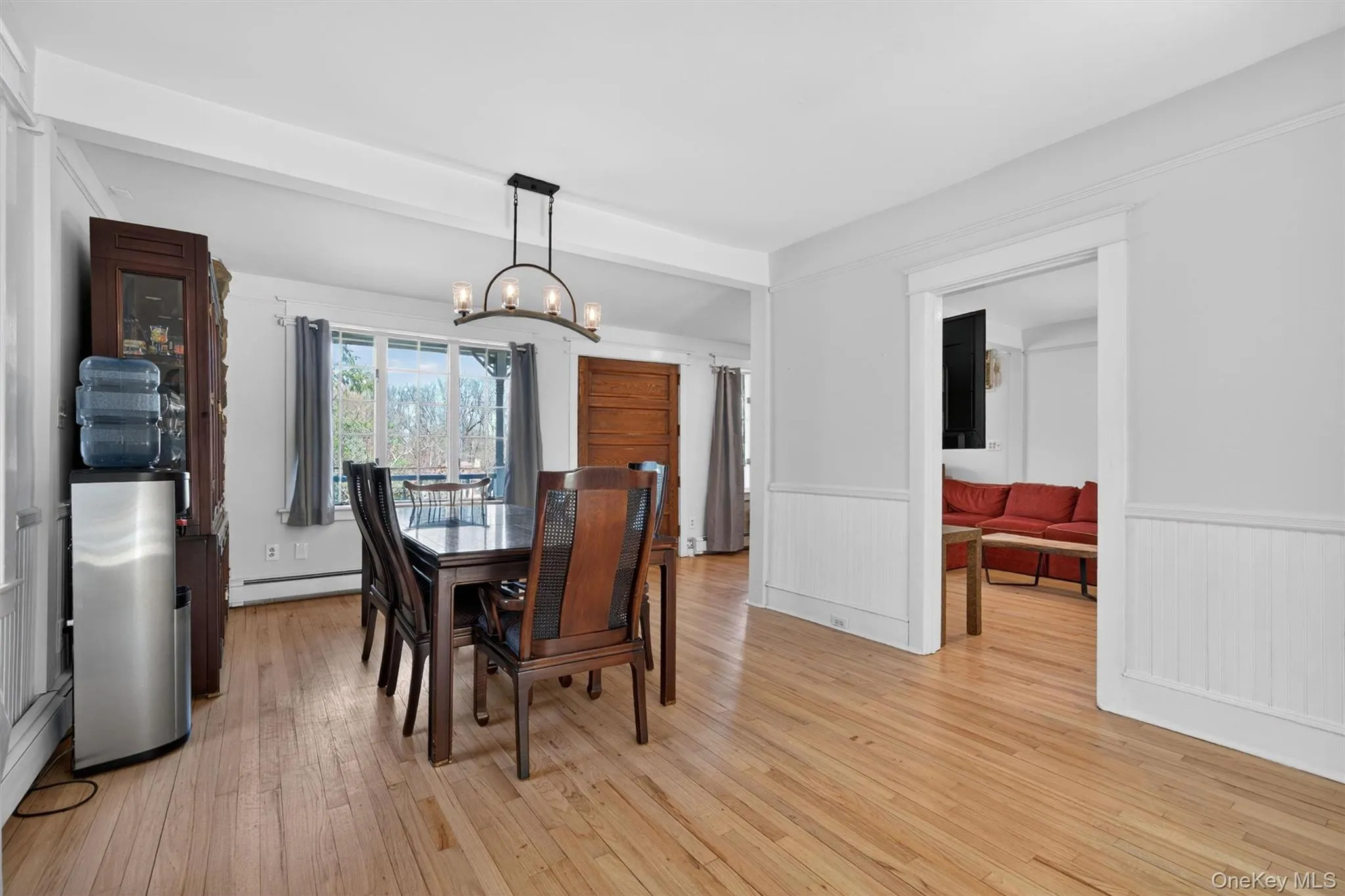 69 Edgewood Drive, Woodbury, NY, 4 Bedrooms Bedrooms, 13 Rooms Rooms,2 BathroomsBathrooms,Residential,For Rent,Edgewood,0,986327 69 Edgewood Drive, Woodbury, NY, 4 Bedrooms Bedrooms, 13 Rooms Rooms,2 BathroomsBathrooms,Residential,For Rent,Edgewood,0,986327