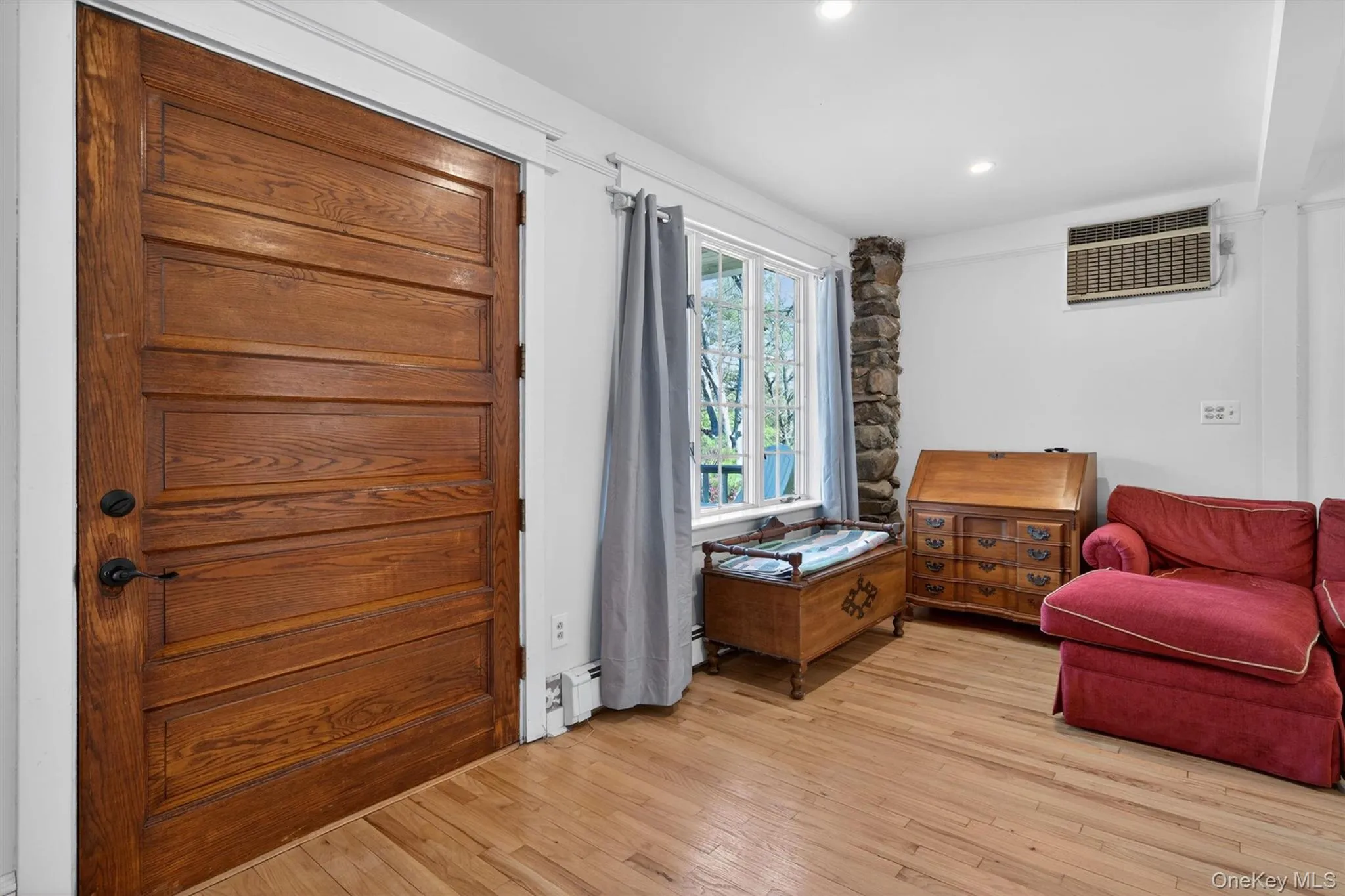 69 Edgewood Drive, Woodbury, NY, 4 Bedrooms Bedrooms, 13 Rooms Rooms,2 BathroomsBathrooms,Residential,For Rent,Edgewood,0,986327 69 Edgewood Drive, Woodbury, NY, 4 Bedrooms Bedrooms, 13 Rooms Rooms,2 BathroomsBathrooms,Residential,For Rent,Edgewood,0,986327