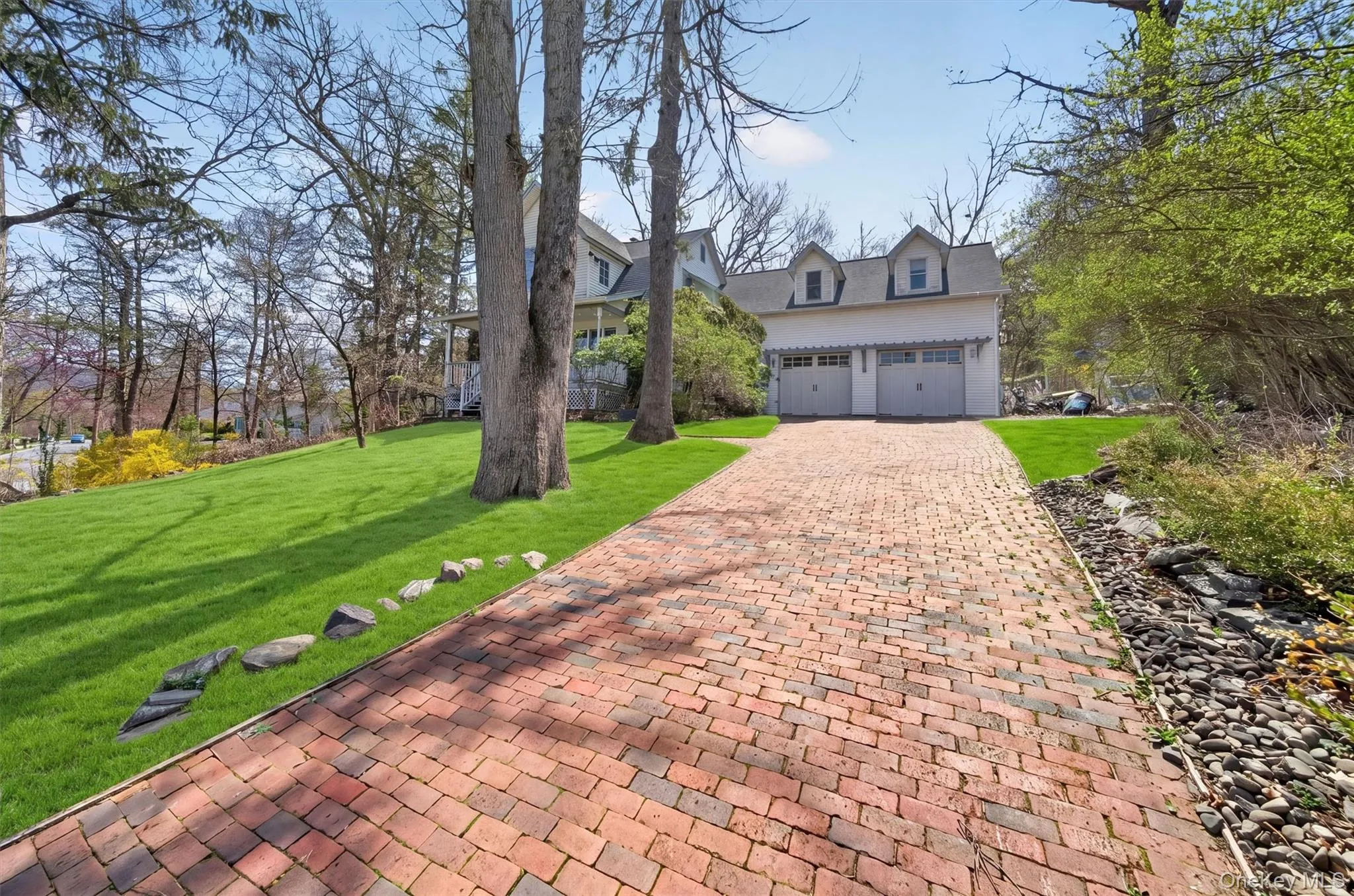 69 Edgewood Drive, Woodbury, NY, 4 Bedrooms Bedrooms, 13 Rooms Rooms,2 BathroomsBathrooms,Residential,For Rent,Edgewood,0,986327 69 Edgewood Drive, Woodbury, NY, 4 Bedrooms Bedrooms, 13 Rooms Rooms,2 BathroomsBathrooms,Residential,For Rent,Edgewood,0,986327