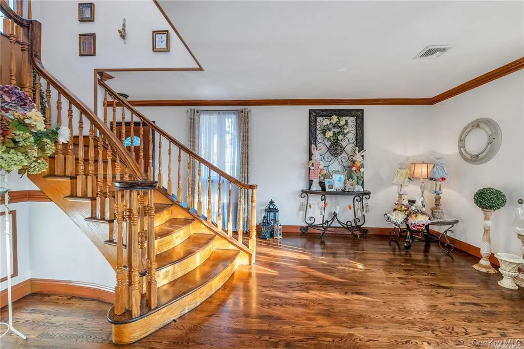 50-43 192nd Street, New York, NY, 4 Bedrooms Bedrooms, 12 Rooms Rooms,3 BathroomsBathrooms,Residential,For Rent,192nd,0,986340 50-43 192nd Street, New York, NY, 4 Bedrooms Bedrooms, 12 Rooms Rooms,3 BathroomsBathrooms,Residential,For Rent,192nd,0,986340