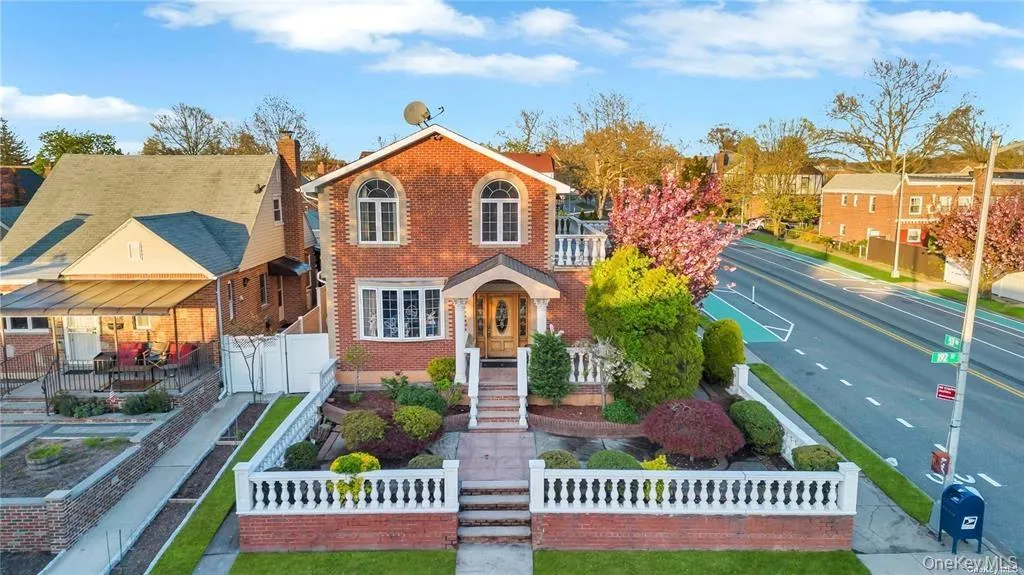 50-43 192nd Street, New York, NY, 4 Bedrooms Bedrooms, 12 Rooms Rooms,3 BathroomsBathrooms,Residential,For Rent,192nd,0,986340 50-43 192nd Street, New York, NY, 4 Bedrooms Bedrooms, 12 Rooms Rooms,3 BathroomsBathrooms,Residential,For Rent,192nd,0,986340