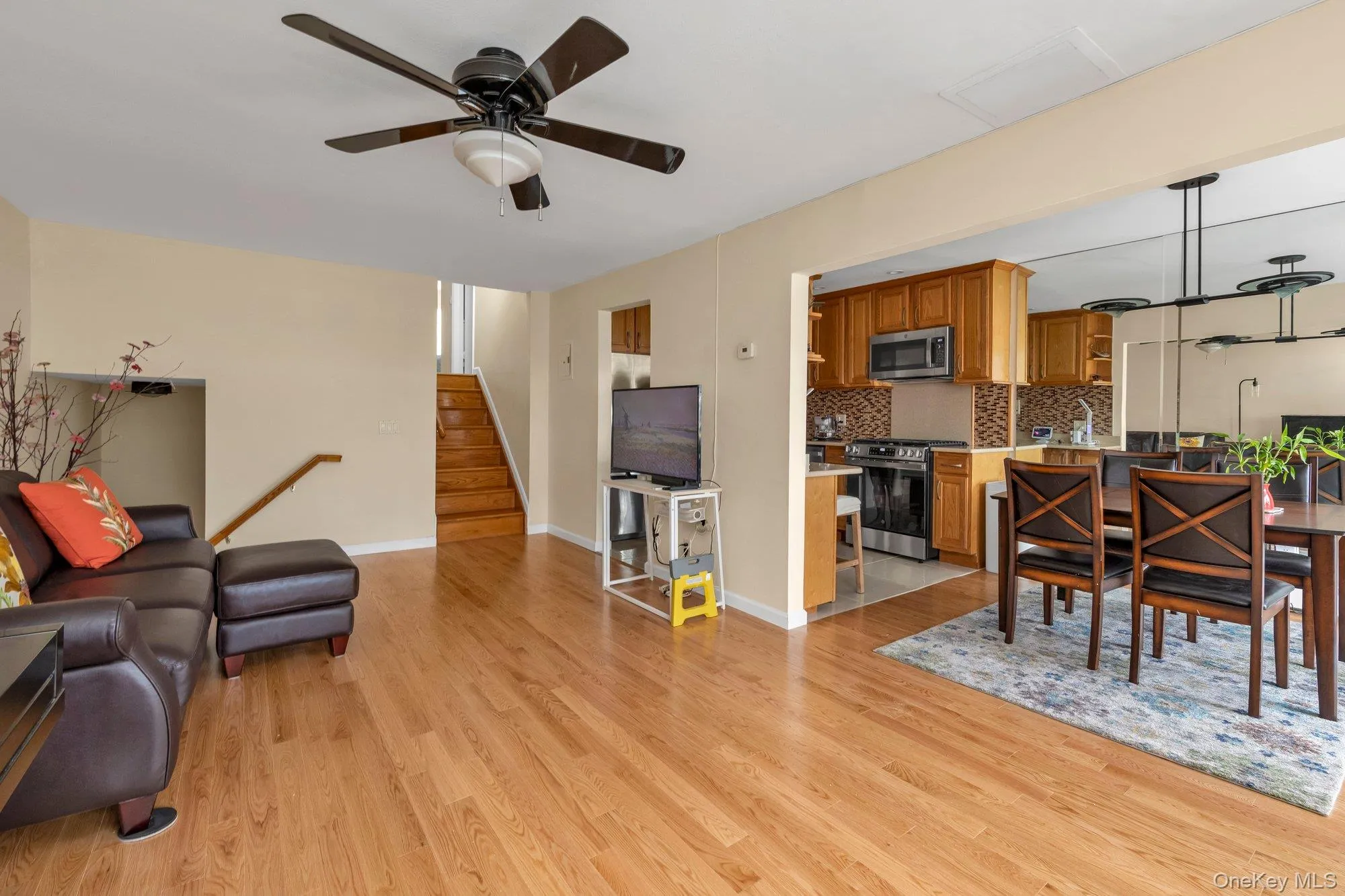 15405 Riverside Drive, New York, NY, 3 Bedrooms Bedrooms, 6 Rooms Rooms,2 BathroomsBathrooms,Residential,For Rent,Riverside,0,986351 15405 Riverside Drive, New York, NY, 3 Bedrooms Bedrooms, 6 Rooms Rooms,2 BathroomsBathrooms,Residential,For Rent,Riverside,0,986351