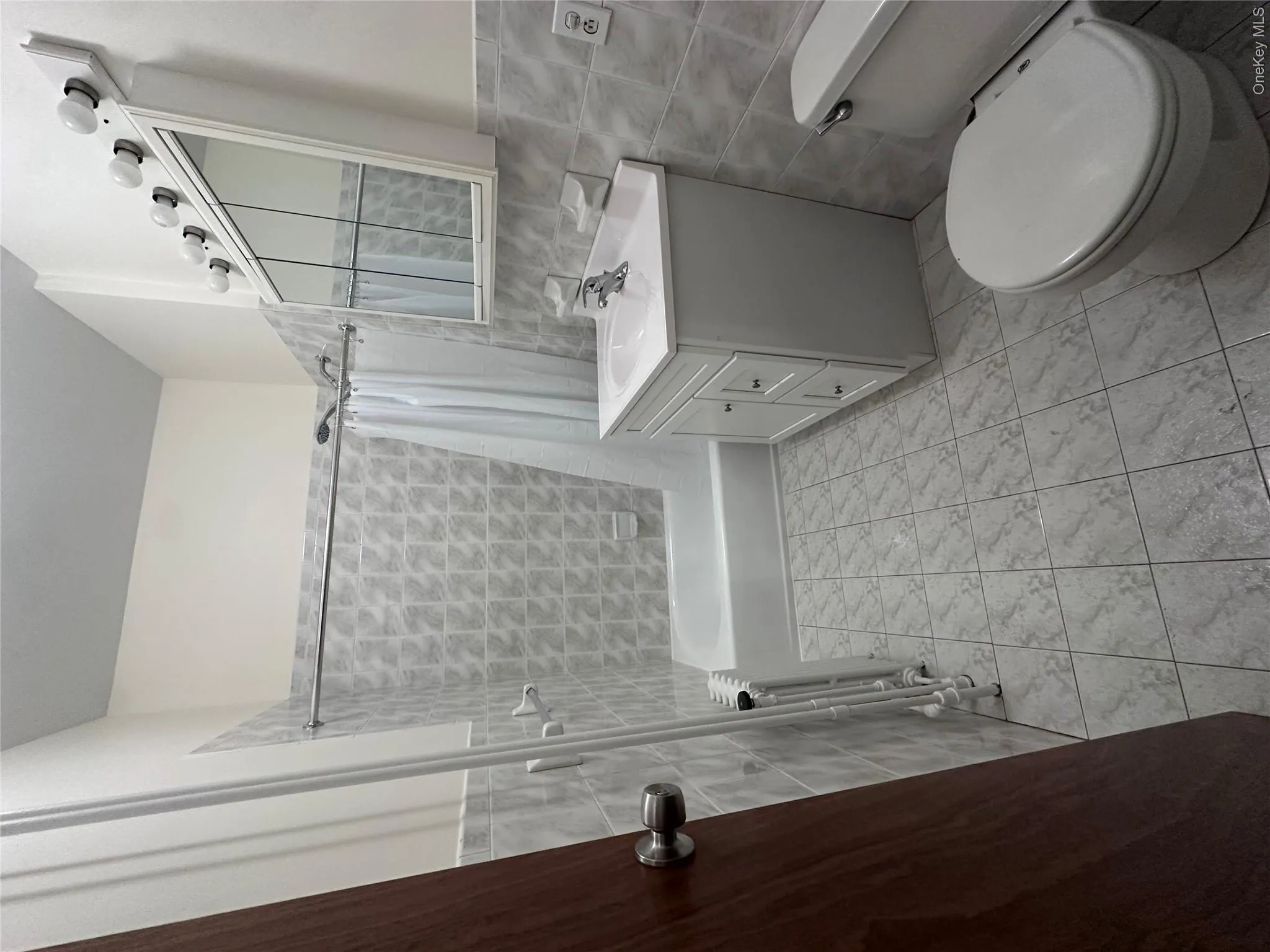 1939 Gates Avenue, New York, NY, 1 Bedroom Bedrooms, 3 Rooms Rooms,1 BathroomBathrooms,Residential Lease,For Rent,Gates,0,986354 1939 Gates Avenue, New York, NY, 1 Bedroom Bedrooms, 3 Rooms Rooms,1 BathroomBathrooms,Residential Lease,For Rent,Gates,0,986354