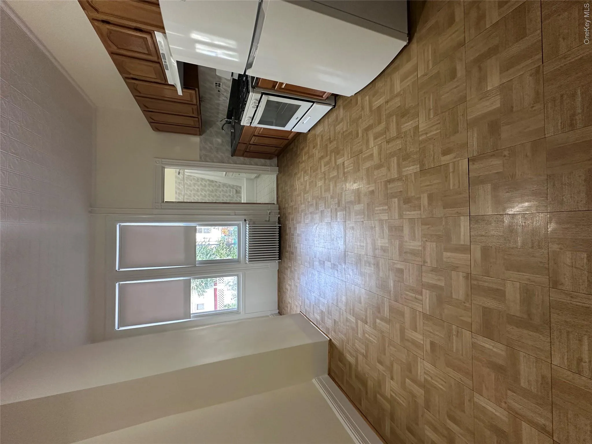 1939 Gates Avenue, New York, NY, 1 Bedroom Bedrooms, 3 Rooms Rooms,1 BathroomBathrooms,Residential Lease,For Rent,Gates,0,986354 1939 Gates Avenue, New York, NY, 1 Bedroom Bedrooms, 3 Rooms Rooms,1 BathroomBathrooms,Residential Lease,For Rent,Gates,0,986354