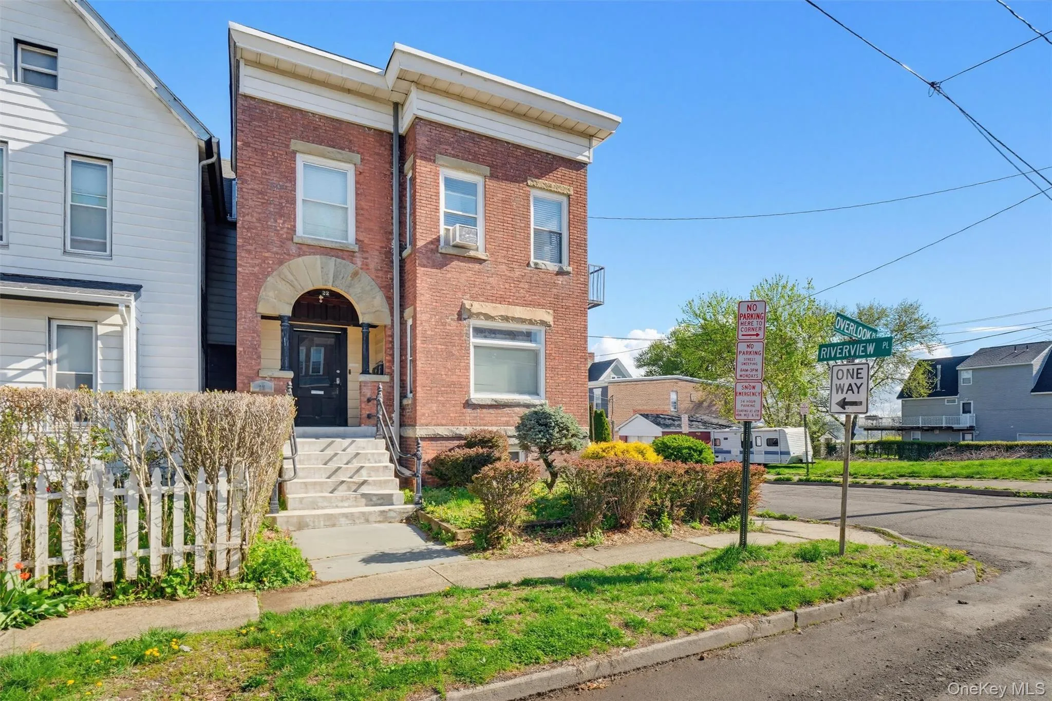 22 Overlook Place, Newburgh (city), NY, 2 Bedrooms Bedrooms, 5 Rooms Rooms,1 BathroomBathrooms,Residential Lease,For Rent,Overlook,0,986357 22 Overlook Place, Newburgh (city), NY, 2 Bedrooms Bedrooms, 5 Rooms Rooms,1 BathroomBathrooms,Residential Lease,For Rent,Overlook,0,986357