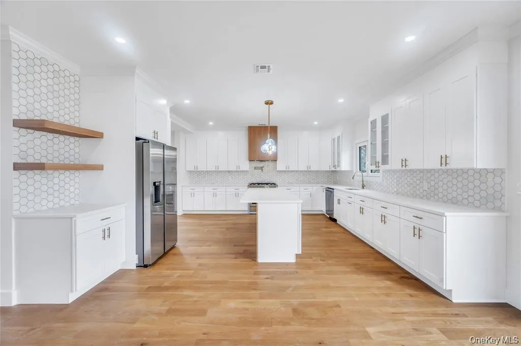 2571 Alder Avenue, Hempstead, NY, 5 Bedrooms Bedrooms, 10 Rooms Rooms,4 BathroomsBathrooms,Residential,For Rent,Alder,0,986364 2571 Alder Avenue, Hempstead, NY, 5 Bedrooms Bedrooms, 10 Rooms Rooms,4 BathroomsBathrooms,Residential,For Rent,Alder,0,986364