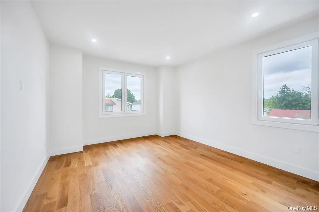 2571 Alder Avenue, Hempstead, NY, 5 Bedrooms Bedrooms, 10 Rooms Rooms,4 BathroomsBathrooms,Residential,For Rent,Alder,0,986364 2571 Alder Avenue, Hempstead, NY, 5 Bedrooms Bedrooms, 10 Rooms Rooms,4 BathroomsBathrooms,Residential,For Rent,Alder,0,986364