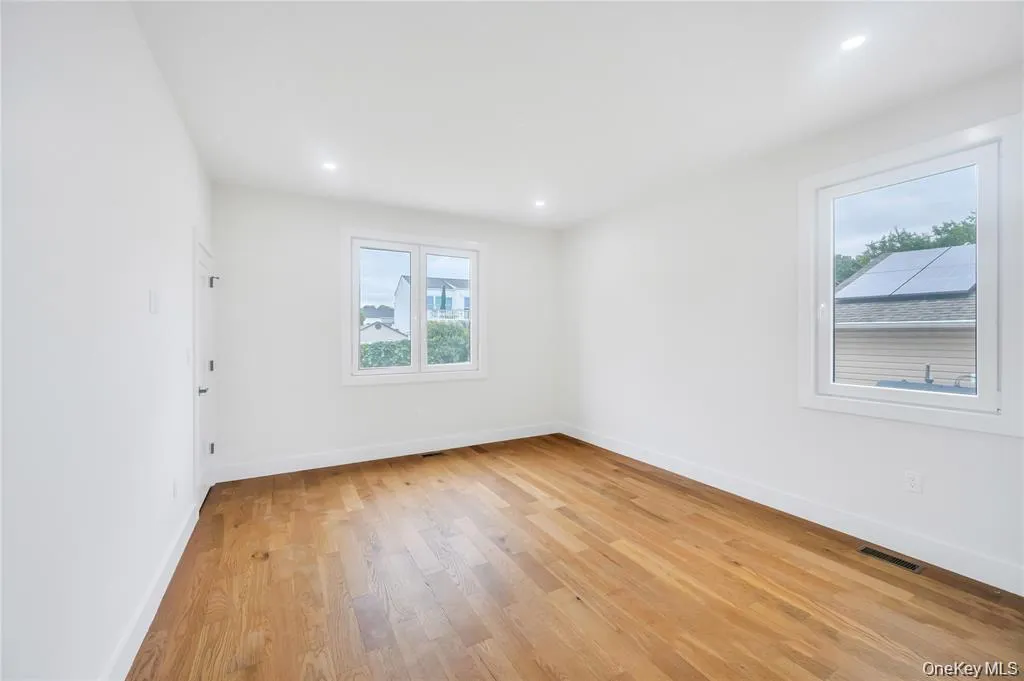 2571 Alder Avenue, Hempstead, NY, 5 Bedrooms Bedrooms, 10 Rooms Rooms,4 BathroomsBathrooms,Residential,For Rent,Alder,0,986364 2571 Alder Avenue, Hempstead, NY, 5 Bedrooms Bedrooms, 10 Rooms Rooms,4 BathroomsBathrooms,Residential,For Rent,Alder,0,986364