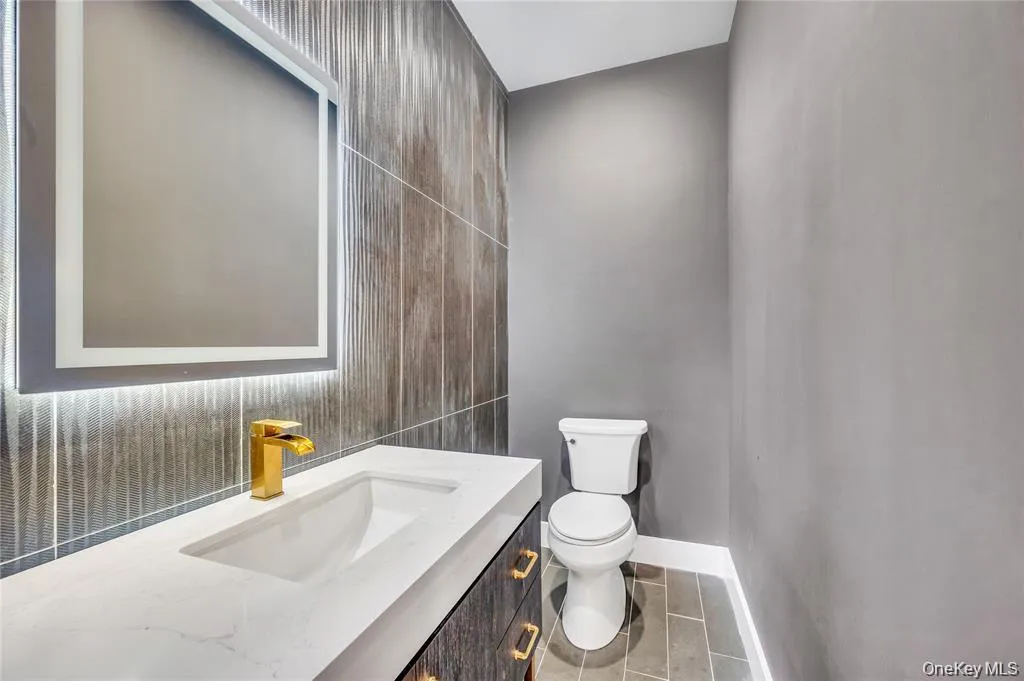 2571 Alder Avenue, Hempstead, NY, 5 Bedrooms Bedrooms, 10 Rooms Rooms,4 BathroomsBathrooms,Residential,For Rent,Alder,0,986364 2571 Alder Avenue, Hempstead, NY, 5 Bedrooms Bedrooms, 10 Rooms Rooms,4 BathroomsBathrooms,Residential,For Rent,Alder,0,986364