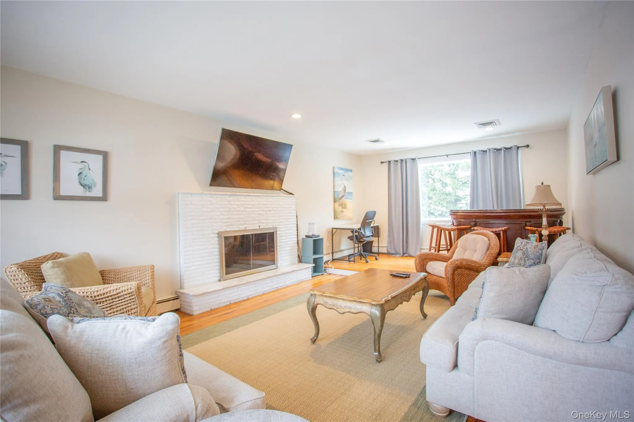 9 Kensington Street, Hempstead, NY, 4 Bedrooms Bedrooms, 8 Rooms Rooms,3 BathroomsBathrooms,Residential Lease,For Rent,Kensington,0,986366 9 Kensington Street, Hempstead, NY, 4 Bedrooms Bedrooms, 8 Rooms Rooms,3 BathroomsBathrooms,Residential Lease,For Rent,Kensington,0,986366