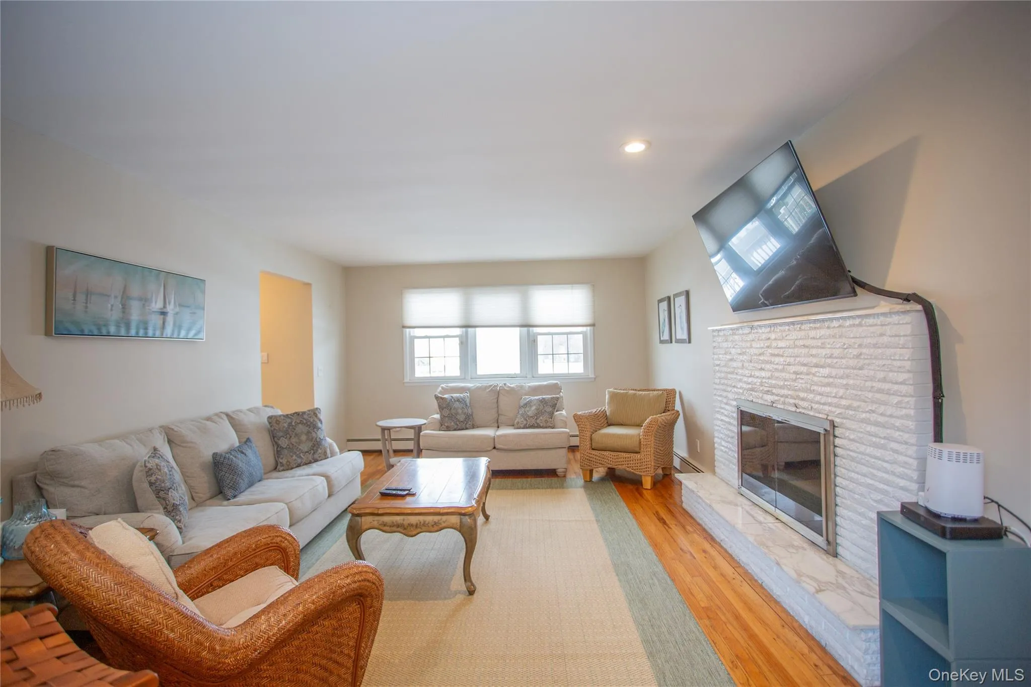 9 Kensington Street, Hempstead, NY, 4 Bedrooms Bedrooms, 8 Rooms Rooms,3 BathroomsBathrooms,Residential Lease,For Rent,Kensington,0,986366 9 Kensington Street, Hempstead, NY, 4 Bedrooms Bedrooms, 8 Rooms Rooms,3 BathroomsBathrooms,Residential Lease,For Rent,Kensington,0,986366