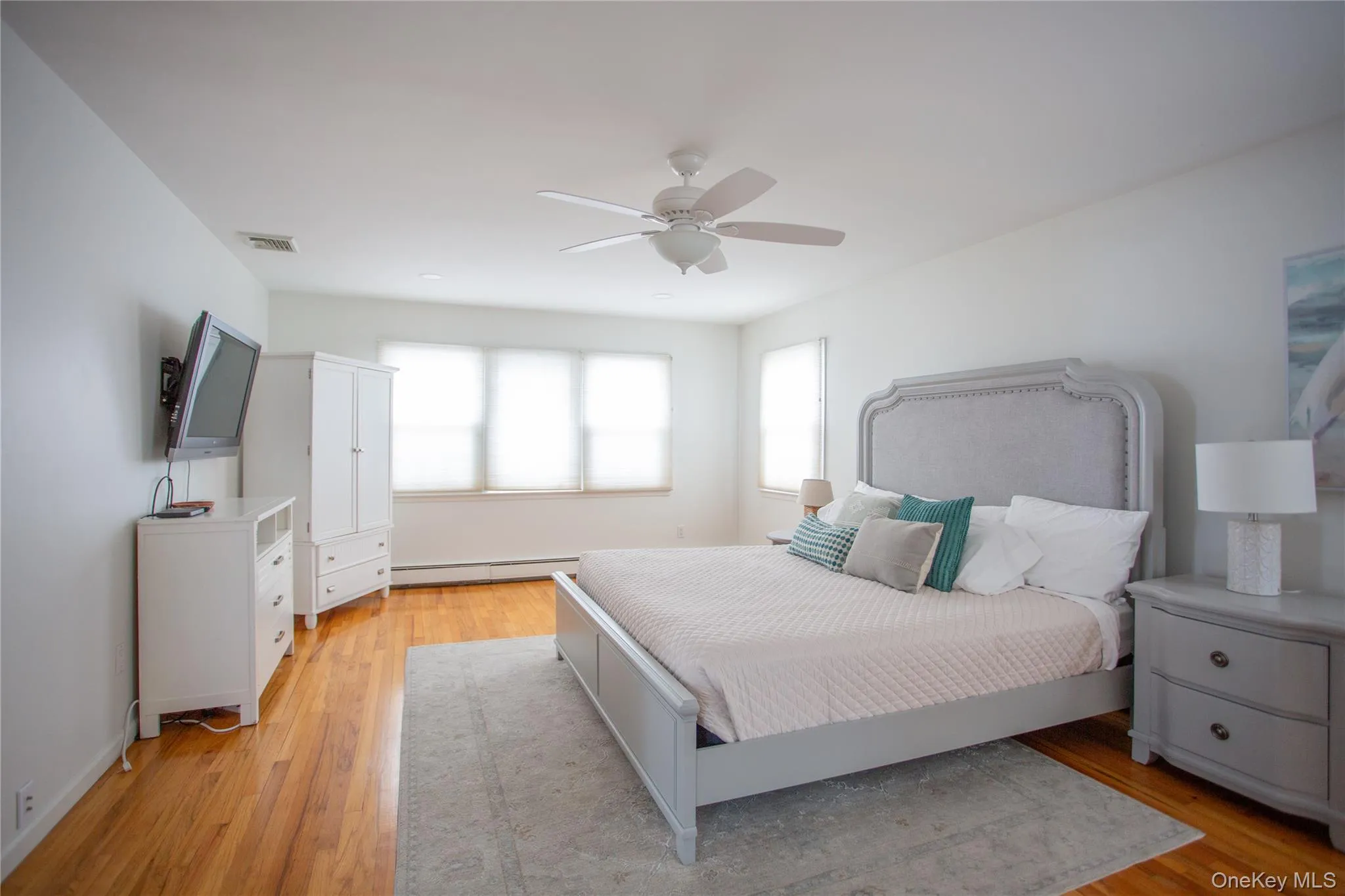 9 Kensington Street, Hempstead, NY, 4 Bedrooms Bedrooms, 8 Rooms Rooms,3 BathroomsBathrooms,Residential Lease,For Rent,Kensington,0,986366 9 Kensington Street, Hempstead, NY, 4 Bedrooms Bedrooms, 8 Rooms Rooms,3 BathroomsBathrooms,Residential Lease,For Rent,Kensington,0,986366