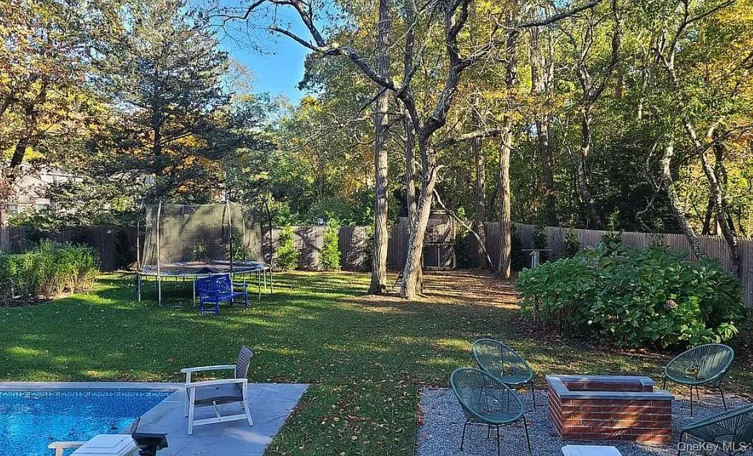 870 Noyack Road, Southampton, NY, 3 Bedrooms Bedrooms, 7 Rooms Rooms,2 BathroomsBathrooms,Residential Lease,For Rent,Noyack,0,986369 870 Noyack Road, Southampton, NY, 3 Bedrooms Bedrooms, 7 Rooms Rooms,2 BathroomsBathrooms,Residential Lease,For Rent,Noyack,0,986369