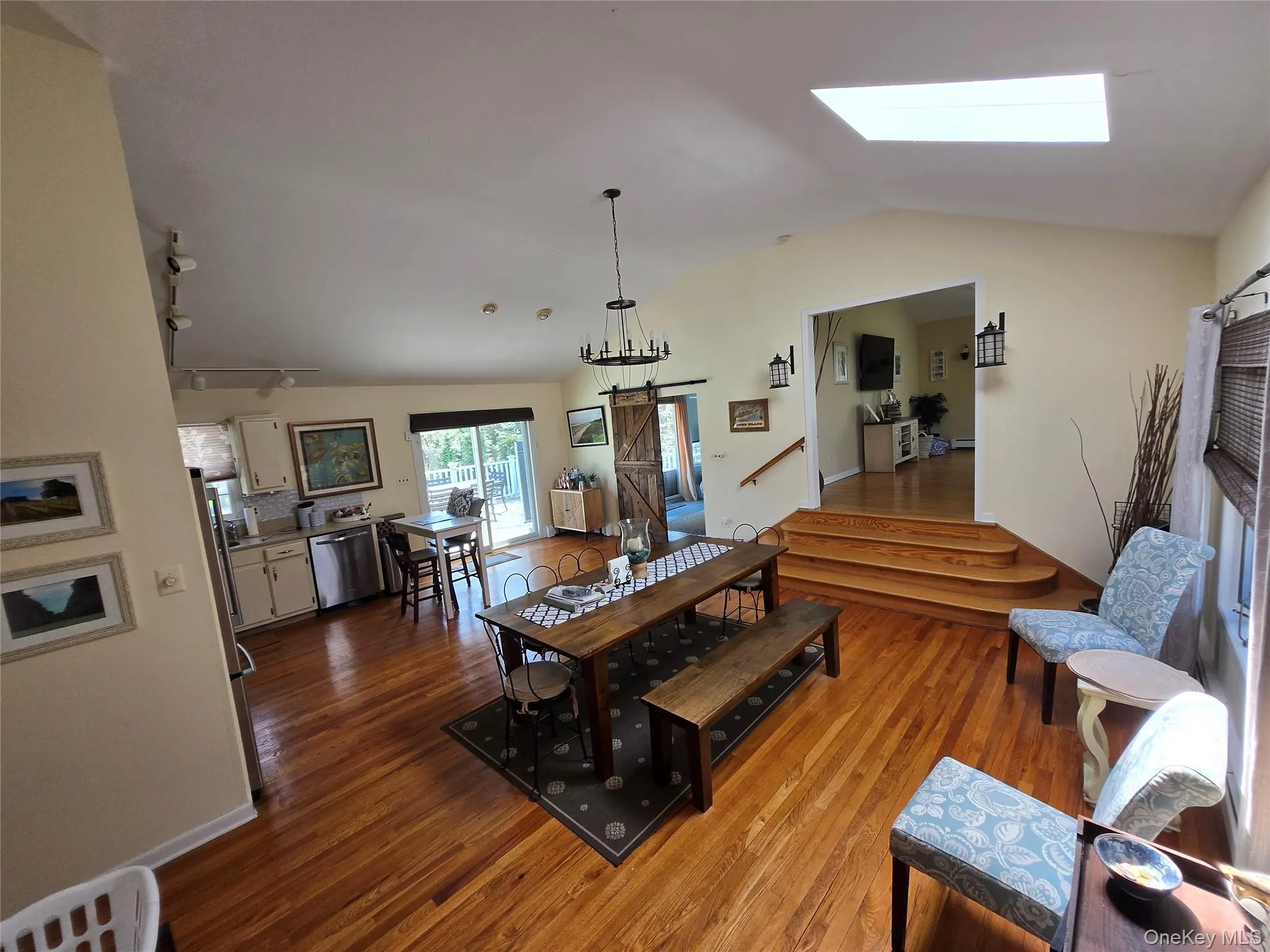 870 Noyack Road, Southampton, NY, 3 Bedrooms Bedrooms, 7 Rooms Rooms,2 BathroomsBathrooms,Residential Lease,For Rent,Noyack,0,986369 870 Noyack Road, Southampton, NY, 3 Bedrooms Bedrooms, 7 Rooms Rooms,2 BathroomsBathrooms,Residential Lease,For Rent,Noyack,0,986369