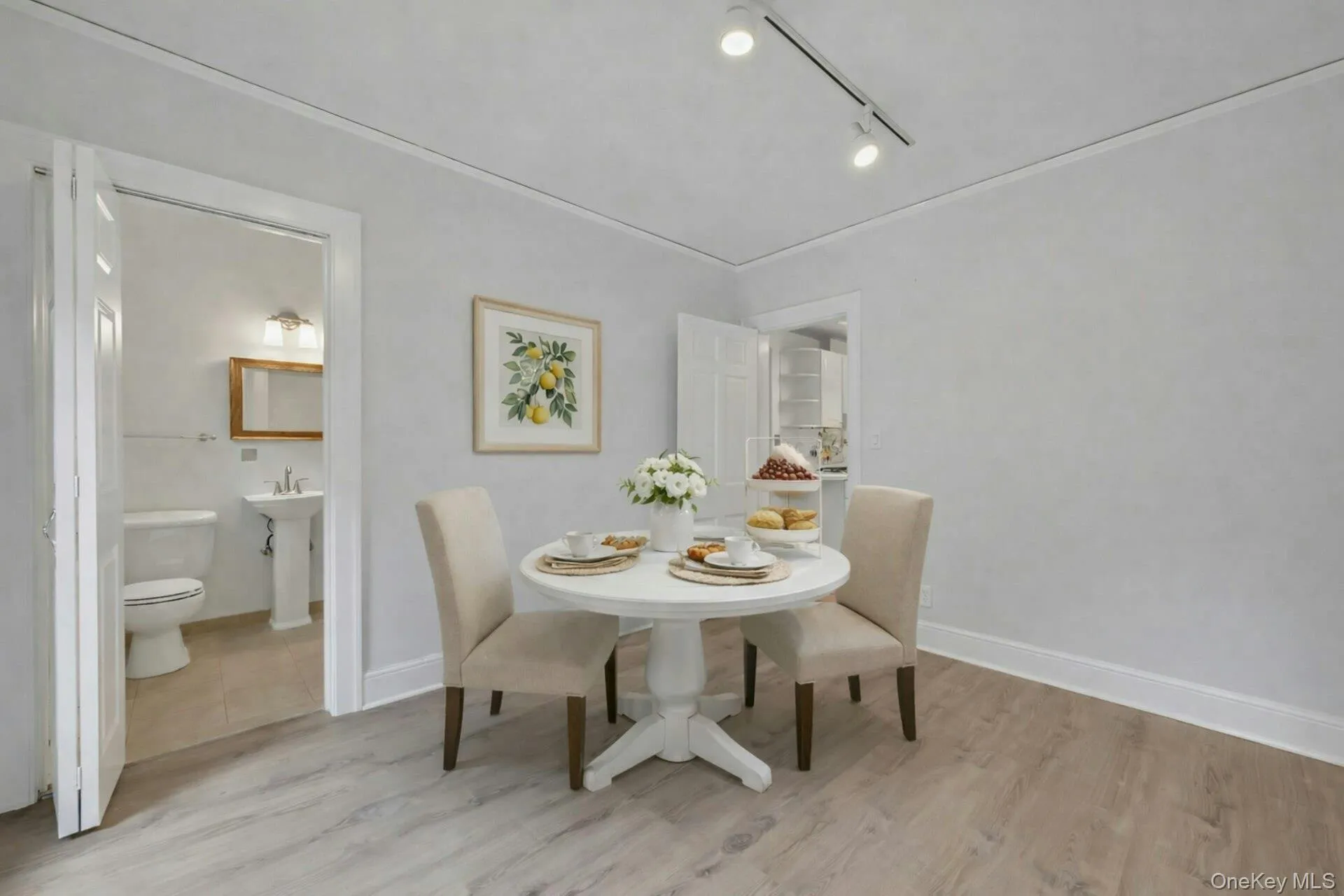 Breakfast area - virtually staged Breakfast area - virtually staged