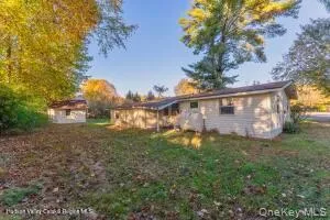 42 Dixon Avenue, Woodstock, NY, 3 Bedrooms Bedrooms, 8 Rooms Rooms,1 BathroomBathrooms,Residential Sale,For Rent,Dixon,0,986420 42 Dixon Avenue, Woodstock, NY, 3 Bedrooms Bedrooms, 8 Rooms Rooms,1 BathroomBathrooms,Residential Sale,For Rent,Dixon,0,986420