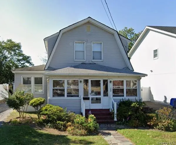 309 Franklin Avenue, Hempstead, NY, 4 Bedrooms Bedrooms, 12 Rooms Rooms,2 BathroomsBathrooms,Residential Lease,For Rent,Franklin,0,986423 309 Franklin Avenue, Hempstead, NY, 4 Bedrooms Bedrooms, 12 Rooms Rooms,2 BathroomsBathrooms,Residential Lease,For Rent,Franklin,0,986423