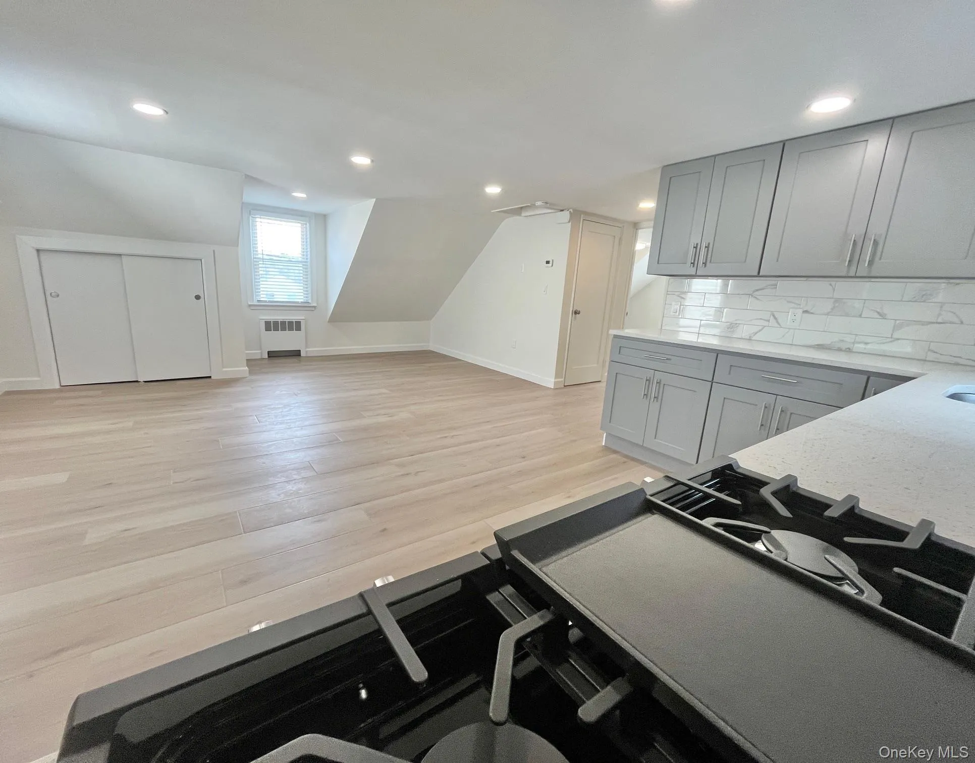 237 Woodland Avenue, Yonkers, NY, 2 Bedrooms Bedrooms, 3 Rooms Rooms,1 BathroomBathrooms,Residential Lease,For Rent,Woodland,0,986425 237 Woodland Avenue, Yonkers, NY, 2 Bedrooms Bedrooms, 3 Rooms Rooms,1 BathroomBathrooms,Residential Lease,For Rent,Woodland,0,986425