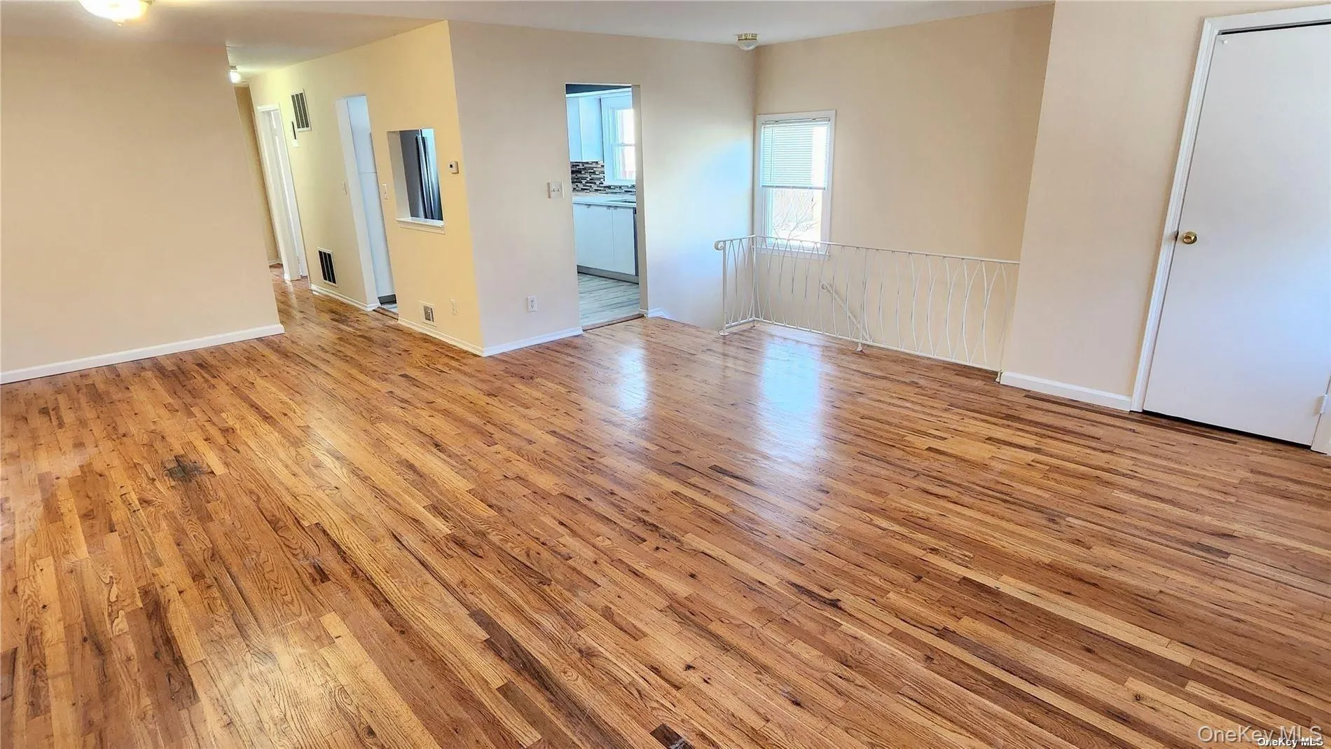 244-57 Grand Central Parkway, New York, NY, 3 Bedrooms Bedrooms, 6 Rooms Rooms,2 BathroomsBathrooms,Residential Lease,For Rent,Grand Central,0,986427 244-57 Grand Central Parkway, New York, NY, 3 Bedrooms Bedrooms, 6 Rooms Rooms,2 BathroomsBathrooms,Residential Lease,For Rent,Grand Central,0,986427