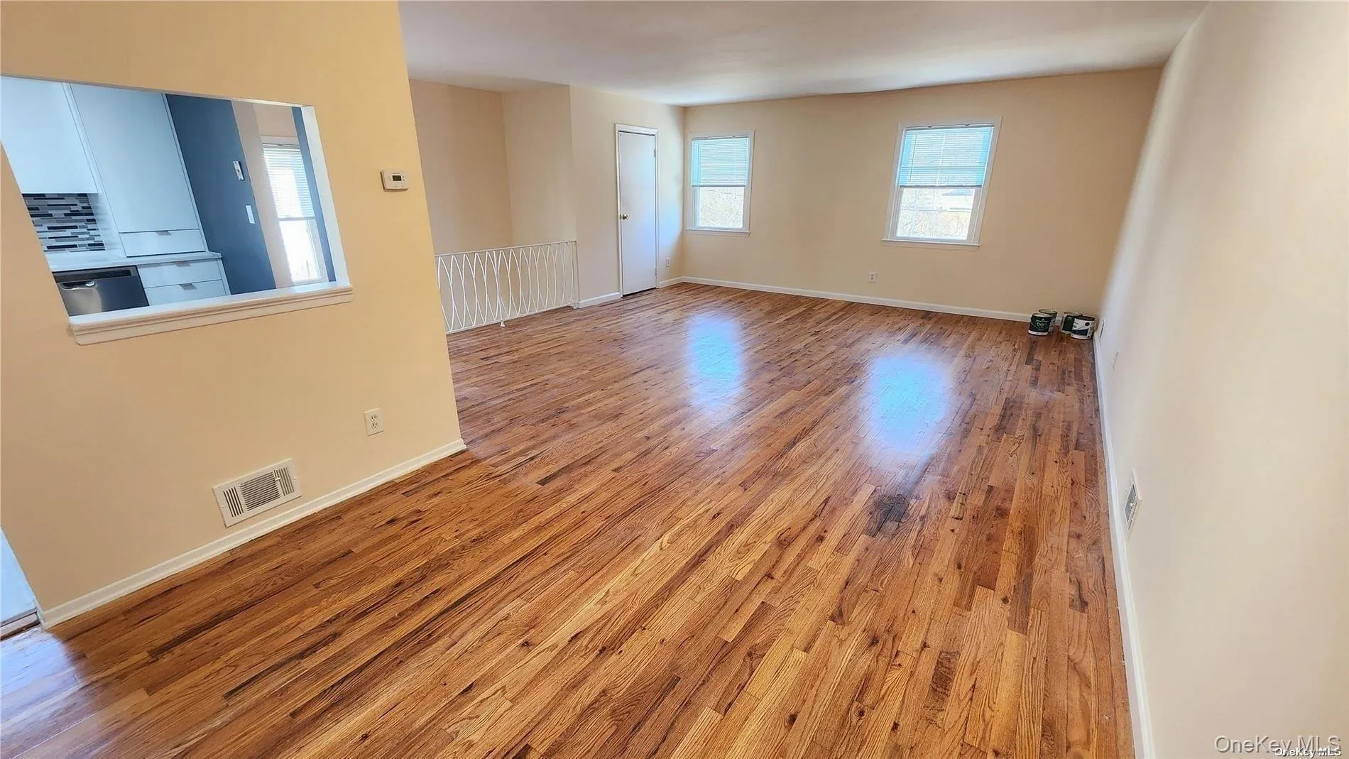 244-57 Grand Central Parkway, New York, NY, 3 Bedrooms Bedrooms, 6 Rooms Rooms,2 BathroomsBathrooms,Residential Lease,For Rent,Grand Central,0,986427 244-57 Grand Central Parkway, New York, NY, 3 Bedrooms Bedrooms, 6 Rooms Rooms,2 BathroomsBathrooms,Residential Lease,For Rent,Grand Central,0,986427