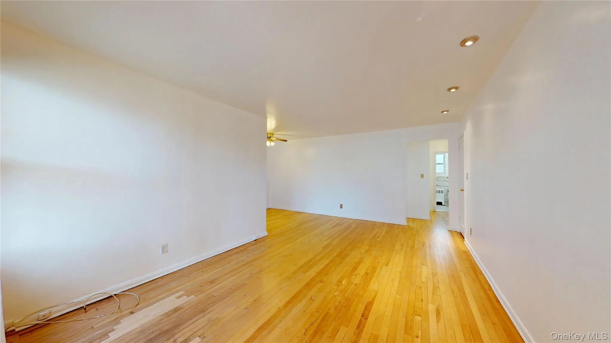 33 Edwards, North Hempstead, NY, 1 Bedroom Bedrooms, 3 Rooms Rooms,1 BathroomBathrooms,Residential,For Rent,Edwards,0,986431 33 Edwards, North Hempstead, NY, 1 Bedroom Bedrooms, 3 Rooms Rooms,1 BathroomBathrooms,Residential,For Rent,Edwards,0,986431