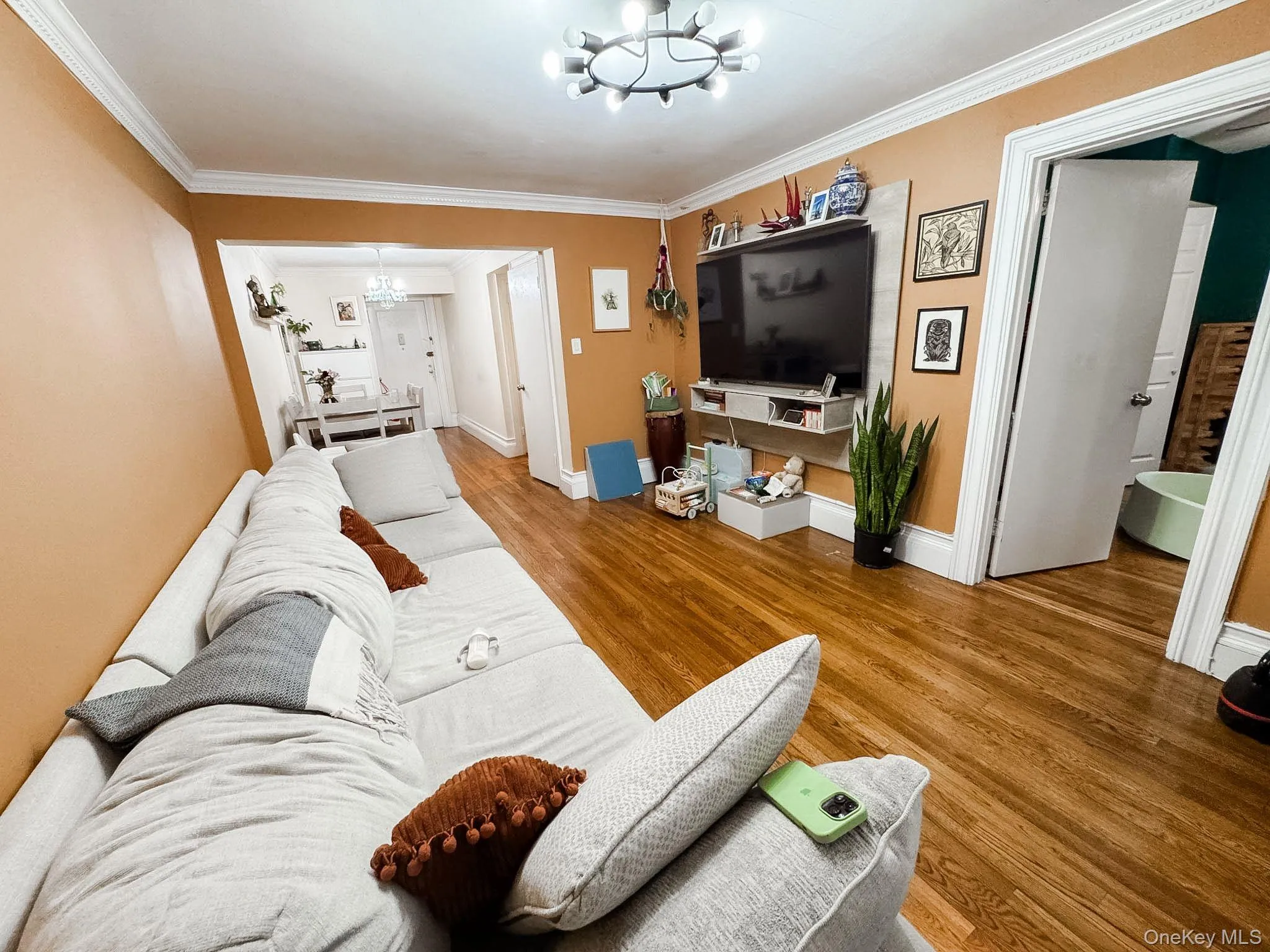 83-25 98th Street, New York, NY, 2 Bedrooms Bedrooms, 5 Rooms Rooms,1 BathroomBathrooms,Residential,For Rent,98th,0,986438 83-25 98th Street, New York, NY, 2 Bedrooms Bedrooms, 5 Rooms Rooms,1 BathroomBathrooms,Residential,For Rent,98th,0,986438
