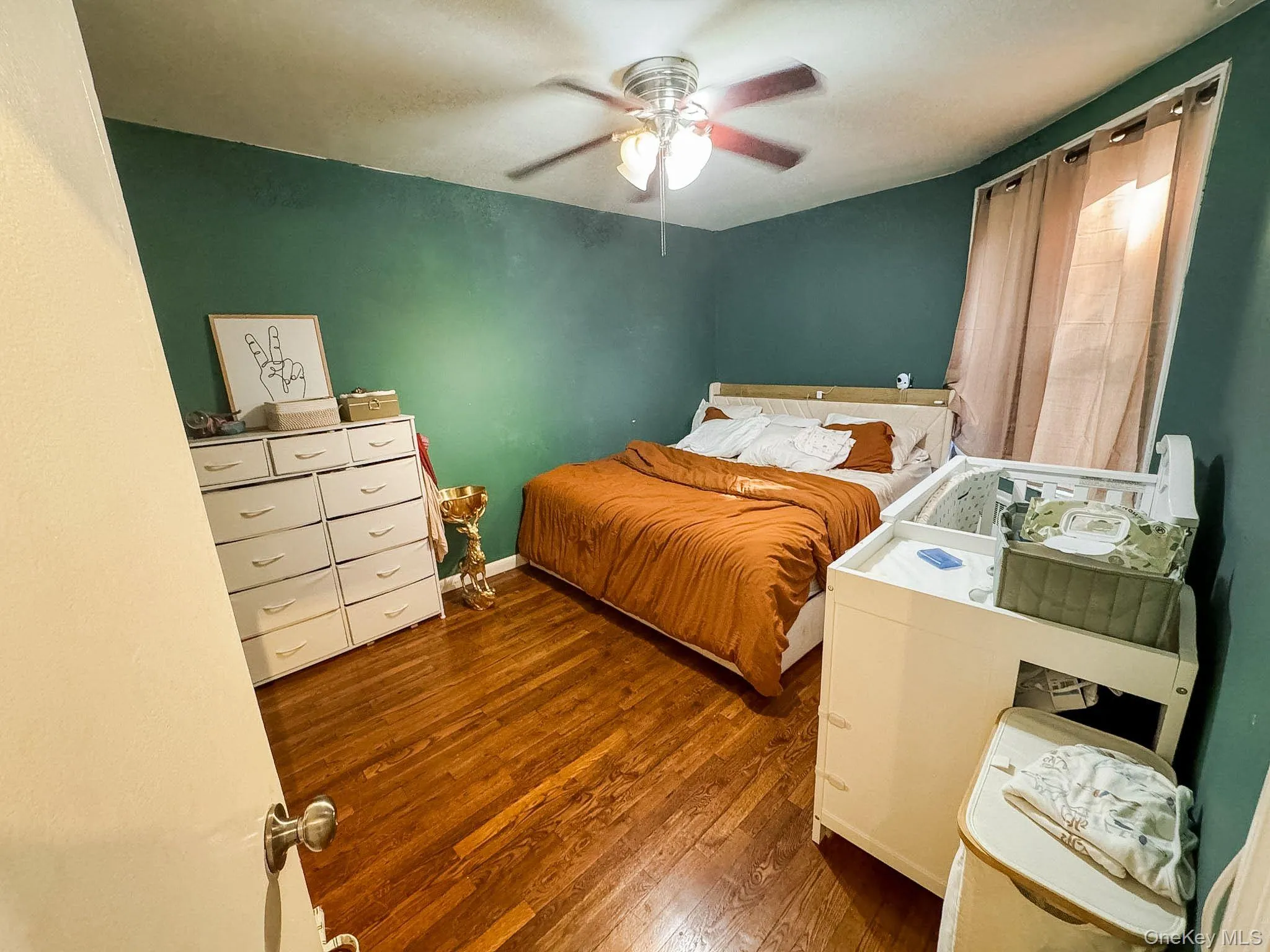 83-25 98th Street, New York, NY, 2 Bedrooms Bedrooms, 5 Rooms Rooms,1 BathroomBathrooms,Residential,For Rent,98th,0,986438 83-25 98th Street, New York, NY, 2 Bedrooms Bedrooms, 5 Rooms Rooms,1 BathroomBathrooms,Residential,For Rent,98th,0,986438