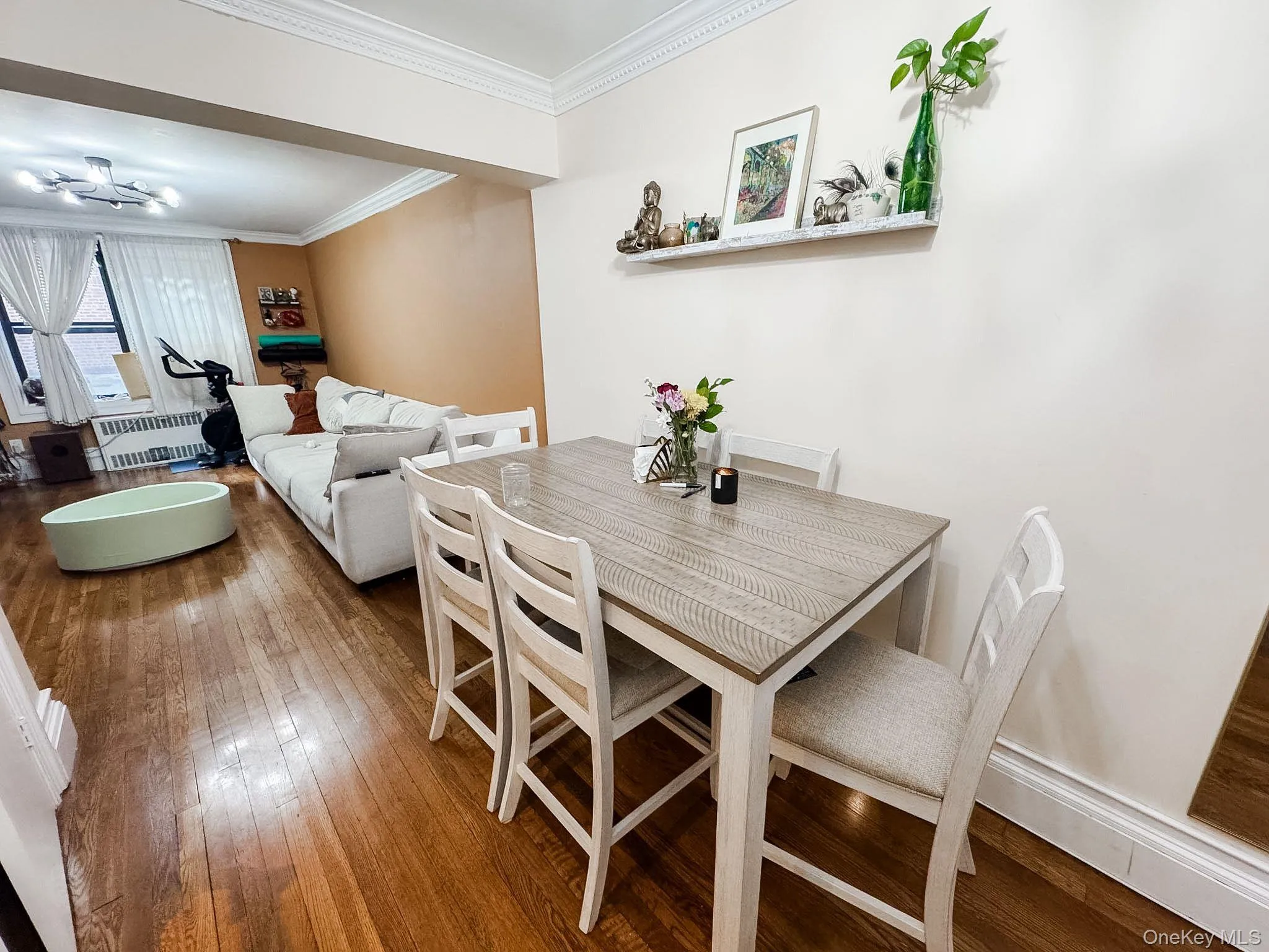 83-25 98th Street, New York, NY, 2 Bedrooms Bedrooms, 5 Rooms Rooms,1 BathroomBathrooms,Residential,For Rent,98th,0,986438 83-25 98th Street, New York, NY, 2 Bedrooms Bedrooms, 5 Rooms Rooms,1 BathroomBathrooms,Residential,For Rent,98th,0,986438