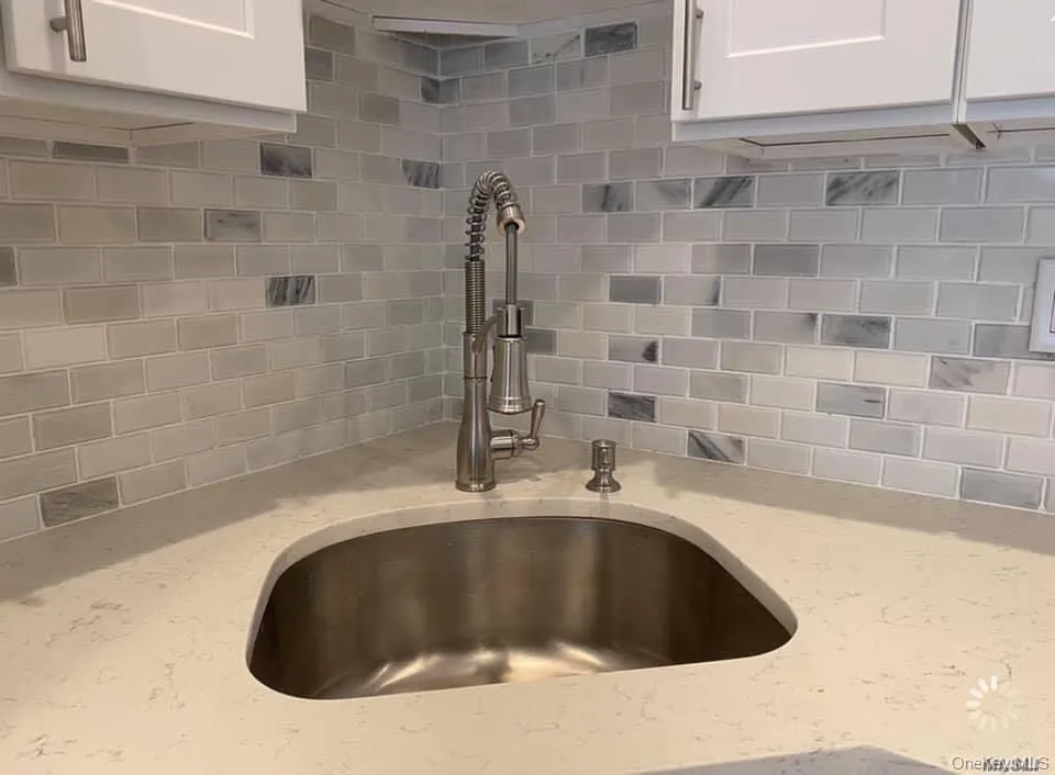 201 Higbie Lane, Islip, NY, 1 Bedroom Bedrooms, 3 Rooms Rooms,1 BathroomBathrooms,Residential Lease,For Rent,Higbie,0,986442 201 Higbie Lane, Islip, NY, 1 Bedroom Bedrooms, 3 Rooms Rooms,1 BathroomBathrooms,Residential Lease,For Rent,Higbie,0,986442