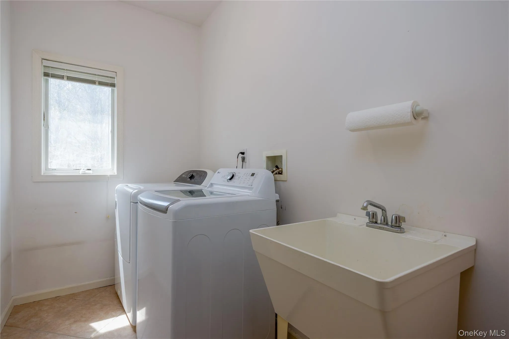 774 Haverstraw Road, Ramapo, NY, 5 Bedrooms Bedrooms, 12 Rooms Rooms,3 BathroomsBathrooms,Residential,For Rent,Haverstraw,0,986447 774 Haverstraw Road, Ramapo, NY, 5 Bedrooms Bedrooms, 12 Rooms Rooms,3 BathroomsBathrooms,Residential,For Rent,Haverstraw,0,986447