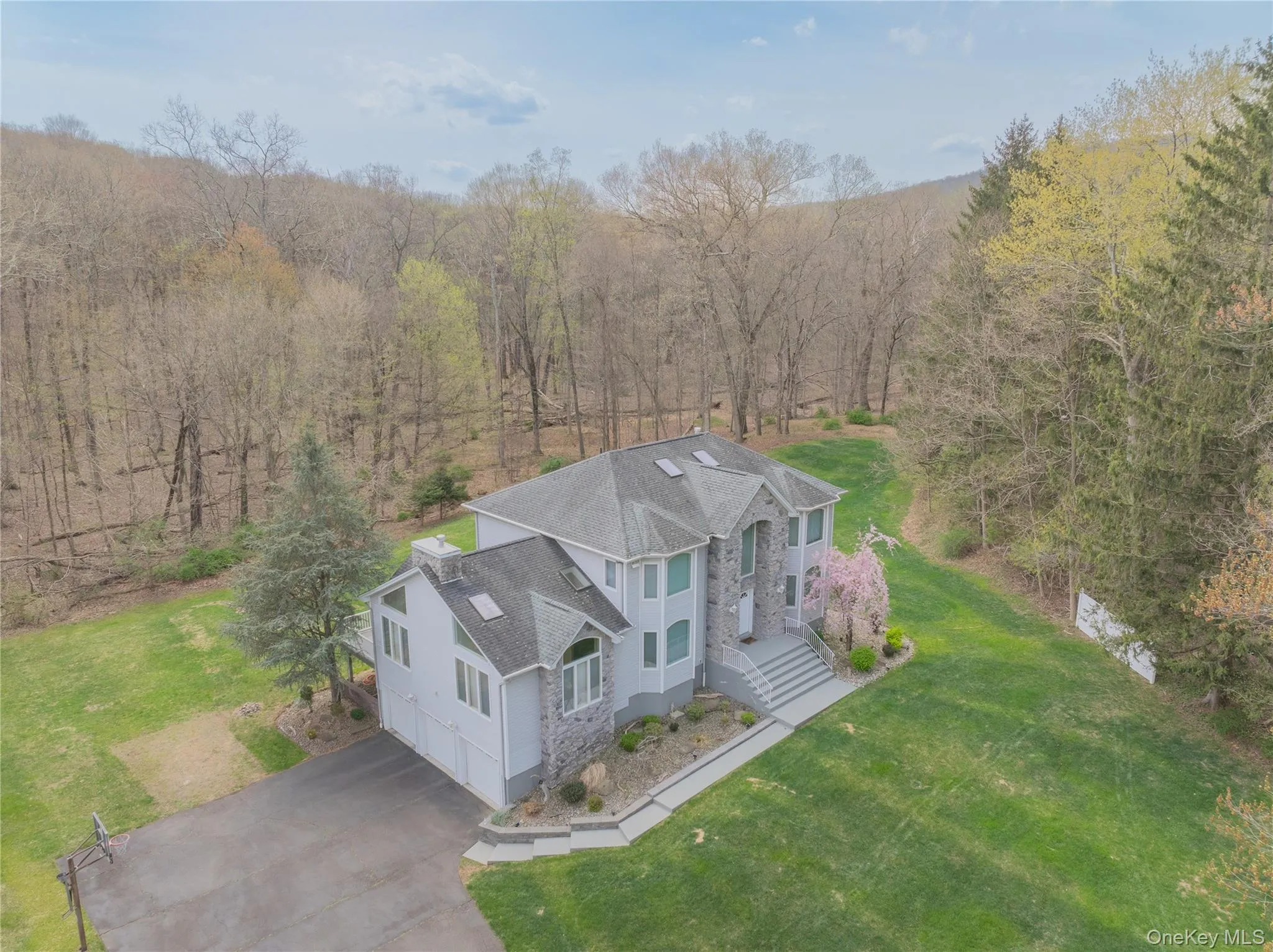 774 Haverstraw Road, Ramapo, NY, 5 Bedrooms Bedrooms, 12 Rooms Rooms,3 BathroomsBathrooms,Residential,For Rent,Haverstraw,0,986447 774 Haverstraw Road, Ramapo, NY, 5 Bedrooms Bedrooms, 12 Rooms Rooms,3 BathroomsBathrooms,Residential,For Rent,Haverstraw,0,986447