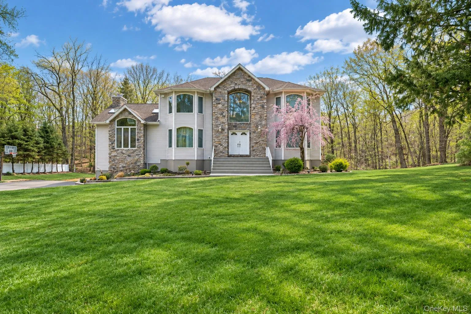 774 Haverstraw Road, Ramapo, NY, 5 Bedrooms Bedrooms, 12 Rooms Rooms,3 BathroomsBathrooms,Residential,For Rent,Haverstraw,0,986447 774 Haverstraw Road, Ramapo, NY, 5 Bedrooms Bedrooms, 12 Rooms Rooms,3 BathroomsBathrooms,Residential,For Rent,Haverstraw,0,986447