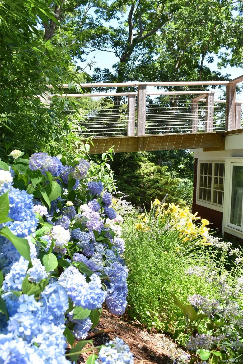 33 Peters Path, East Hampton, New York 11937