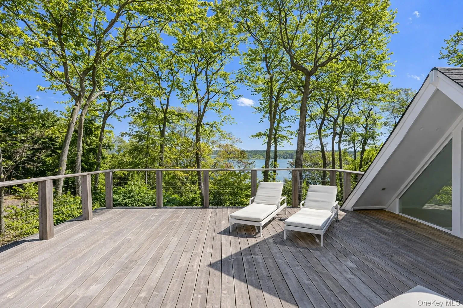 33 Peters Path, East Hampton, New York 11937