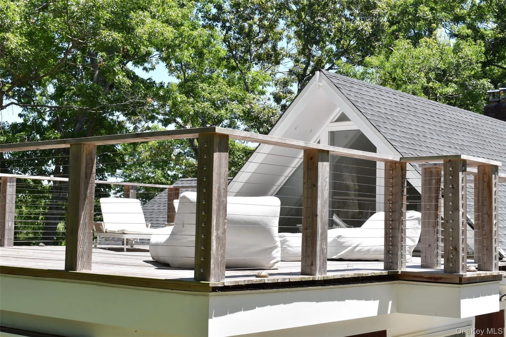33 Peters Path, East Hampton, New York 11937