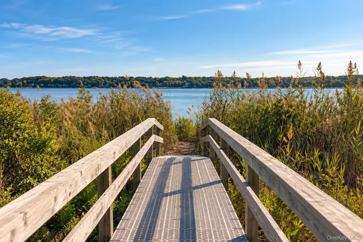 33 Peters Path, East Hampton, New York 11937