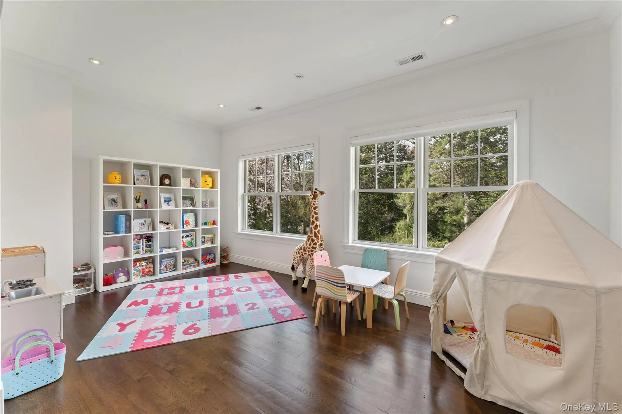 20 Brookline Road, Scarsdale, NY, 6 Bedrooms Bedrooms, 11 Rooms Rooms,5 BathroomsBathrooms,Residential Lease,For Rent,Brookline,0,986451 20 Brookline Road, Scarsdale, NY, 6 Bedrooms Bedrooms, 11 Rooms Rooms,5 BathroomsBathrooms,Residential Lease,For Rent,Brookline,0,986451