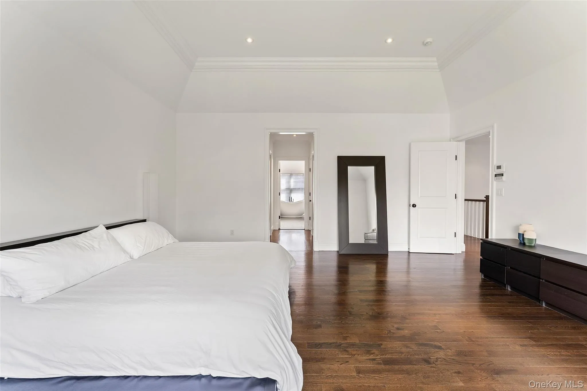 20 Brookline Road, Scarsdale, NY, 6 Bedrooms Bedrooms, 11 Rooms Rooms,5 BathroomsBathrooms,Residential Lease,For Rent,Brookline,0,986451 20 Brookline Road, Scarsdale, NY, 6 Bedrooms Bedrooms, 11 Rooms Rooms,5 BathroomsBathrooms,Residential Lease,For Rent,Brookline,0,986451