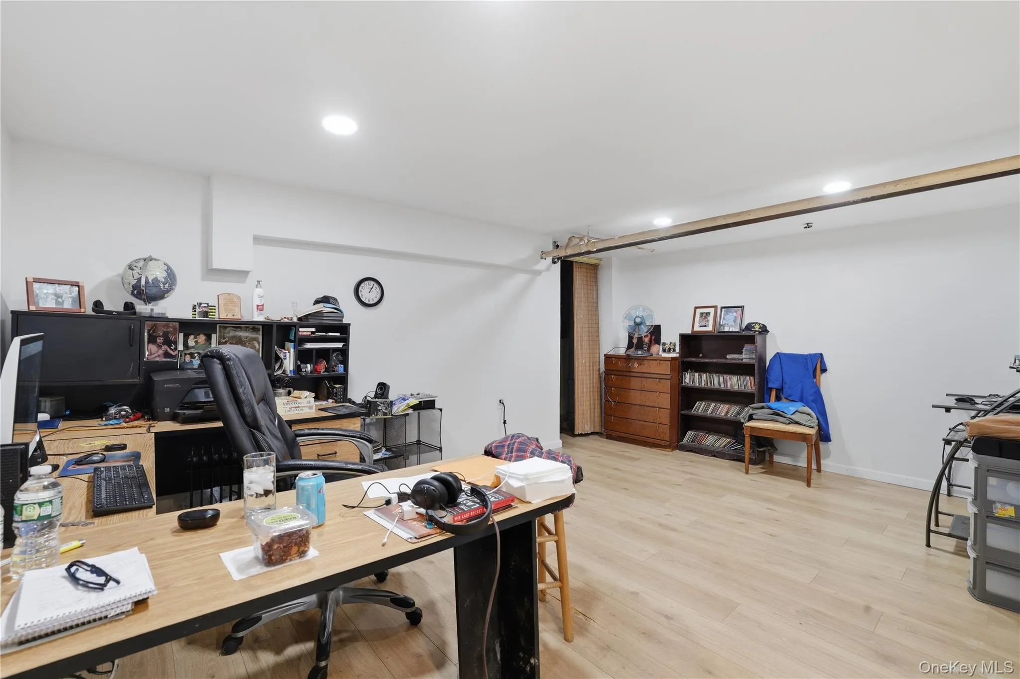 79-43 214th Street, New York, NY, 3 Bedrooms Bedrooms, 7 Rooms Rooms,1 BathroomBathrooms,Residential,For Rent,214th,0,986462 79-43 214th Street, New York, NY, 3 Bedrooms Bedrooms, 7 Rooms Rooms,1 BathroomBathrooms,Residential,For Rent,214th,0,986462