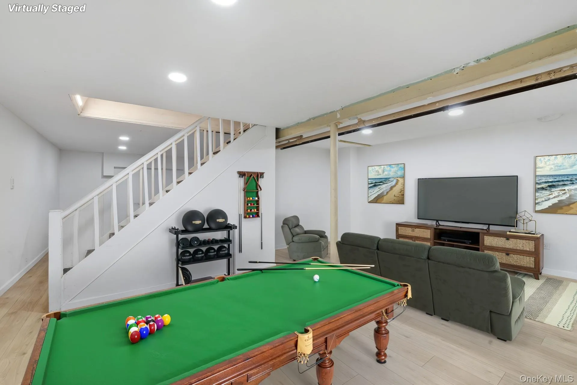 79-43 214th Street, New York, NY, 3 Bedrooms Bedrooms, 7 Rooms Rooms,1 BathroomBathrooms,Residential,For Rent,214th,0,986462 79-43 214th Street, New York, NY, 3 Bedrooms Bedrooms, 7 Rooms Rooms,1 BathroomBathrooms,Residential,For Rent,214th,0,986462