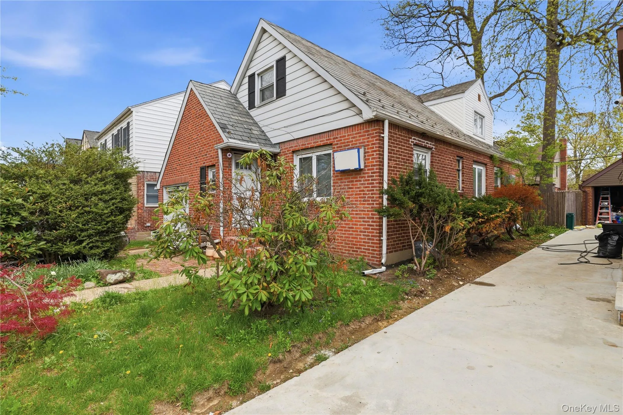 79-43 214th Street, New York, NY, 3 Bedrooms Bedrooms, 7 Rooms Rooms,1 BathroomBathrooms,Residential,For Rent,214th,0,986462 79-43 214th Street, New York, NY, 3 Bedrooms Bedrooms, 7 Rooms Rooms,1 BathroomBathrooms,Residential,For Rent,214th,0,986462