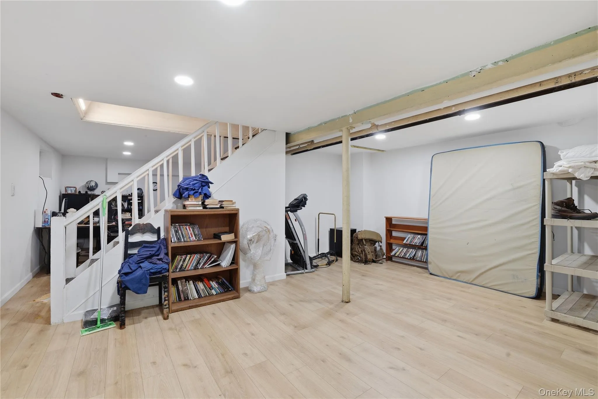 79-43 214th Street, New York, NY, 3 Bedrooms Bedrooms, 7 Rooms Rooms,1 BathroomBathrooms,Residential,For Rent,214th,0,986462 79-43 214th Street, New York, NY, 3 Bedrooms Bedrooms, 7 Rooms Rooms,1 BathroomBathrooms,Residential,For Rent,214th,0,986462