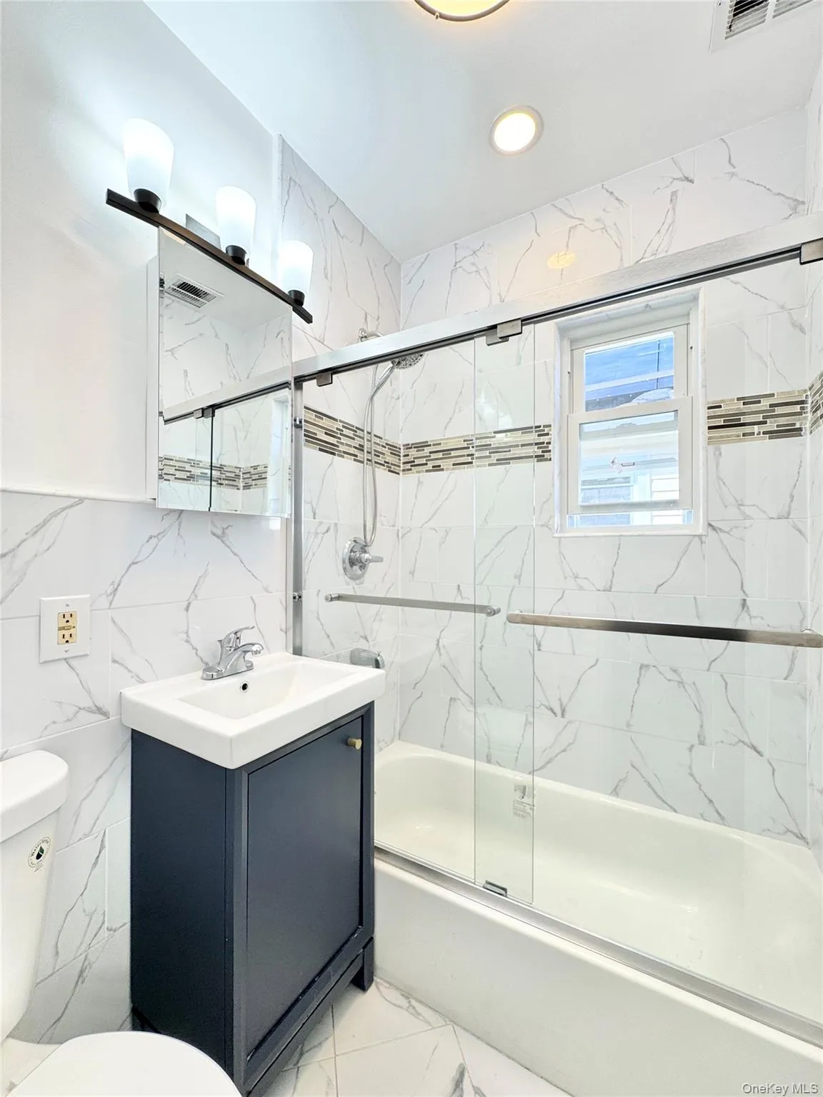 43-15 156th Street, New York, NY, 4 Bedrooms Bedrooms, 9 Rooms Rooms,2 BathroomsBathrooms,Residential Lease,For Rent,156th,0,986468 43-15 156th Street, New York, NY, 4 Bedrooms Bedrooms, 9 Rooms Rooms,2 BathroomsBathrooms,Residential Lease,For Rent,156th,0,986468