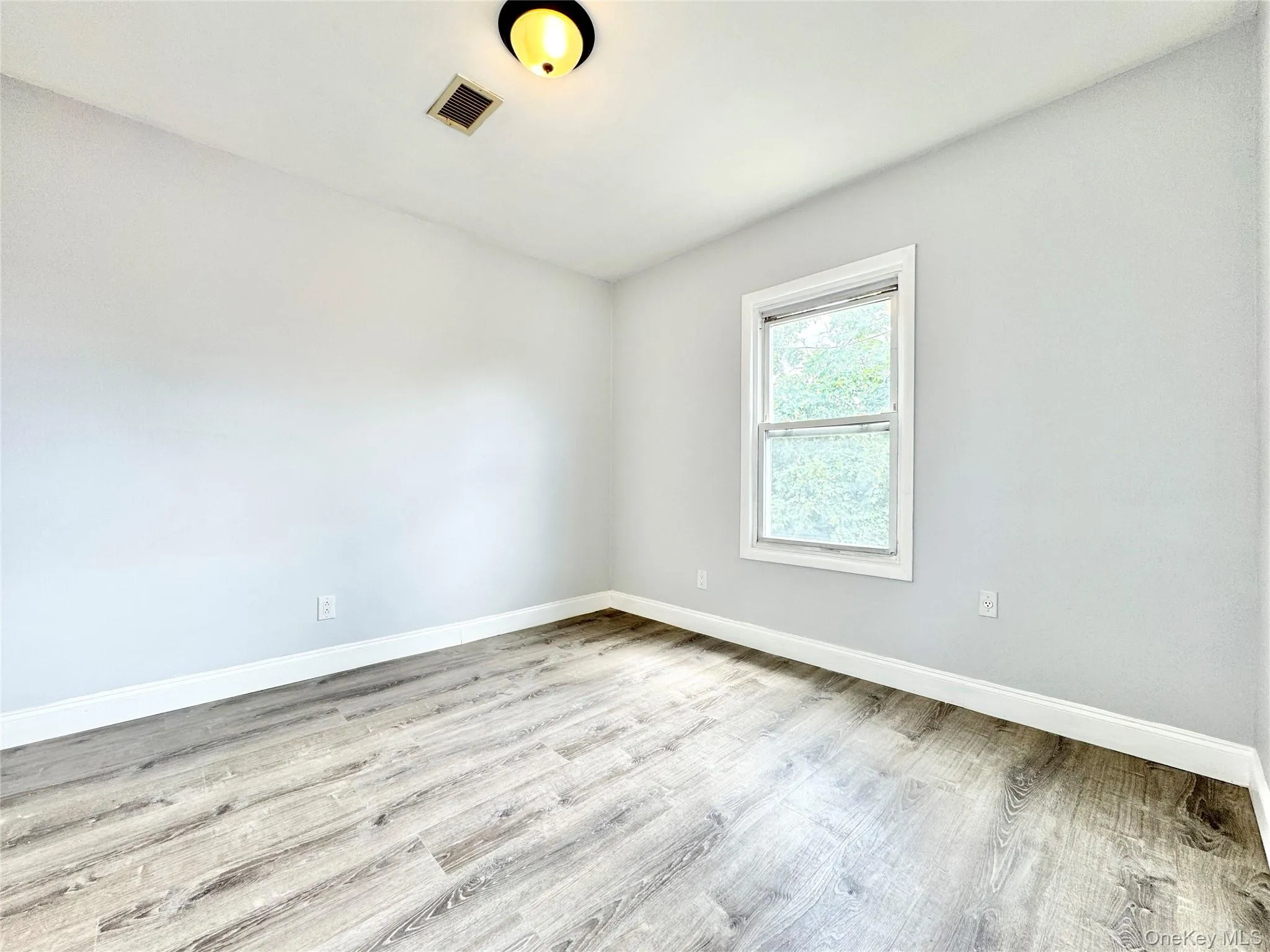 43-15 156th Street, New York, NY, 4 Bedrooms Bedrooms, 9 Rooms Rooms,2 BathroomsBathrooms,Residential Lease,For Rent,156th,0,986468 43-15 156th Street, New York, NY, 4 Bedrooms Bedrooms, 9 Rooms Rooms,2 BathroomsBathrooms,Residential Lease,For Rent,156th,0,986468