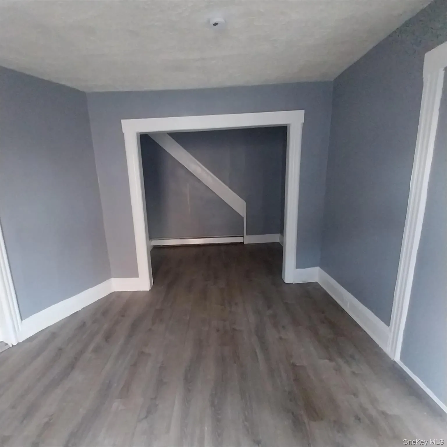 40 Harts Avenue, Hempstead, NY, 3 Bedrooms Bedrooms, 5 Rooms Rooms,1 BathroomBathrooms,Residential Lease,For Rent,Harts,0,986476 40 Harts Avenue, Hempstead, NY, 3 Bedrooms Bedrooms, 5 Rooms Rooms,1 BathroomBathrooms,Residential Lease,For Rent,Harts,0,986476