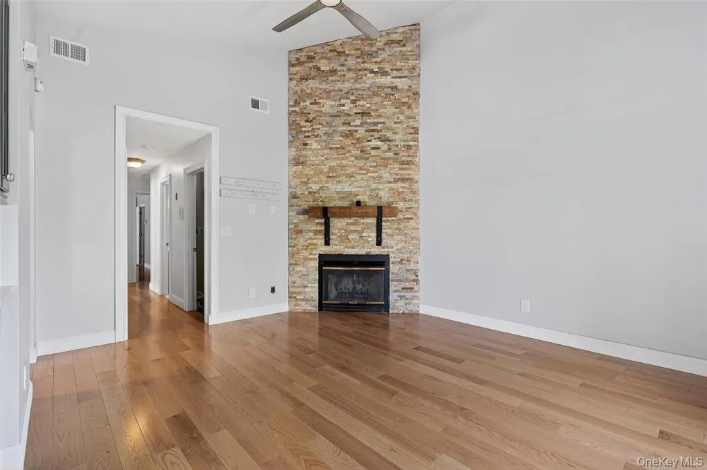 2314 Whispering Hills, Chester Town, NY, 3 Bedrooms Bedrooms, 5 Rooms Rooms,2 BathroomsBathrooms,Residential Lease,For Rent,Whispering,0,986486 2314 Whispering Hills, Chester Town, NY, 3 Bedrooms Bedrooms, 5 Rooms Rooms,2 BathroomsBathrooms,Residential Lease,For Rent,Whispering,0,986486