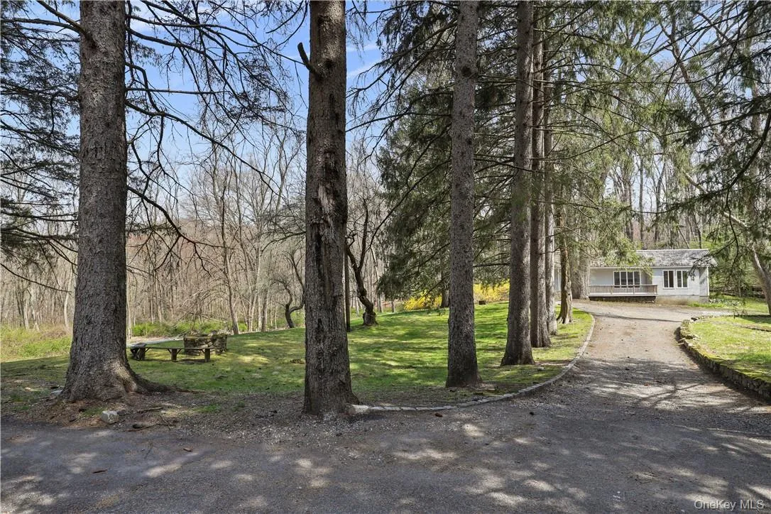 165 Old Post Road, Bedford, NY, 3 Bedrooms Bedrooms, 5 Rooms Rooms,2 BathroomsBathrooms,Residential Lease,For Rent,Old Post,0,986498 165 Old Post Road, Bedford, NY, 3 Bedrooms Bedrooms, 5 Rooms Rooms,2 BathroomsBathrooms,Residential Lease,For Rent,Old Post,0,986498