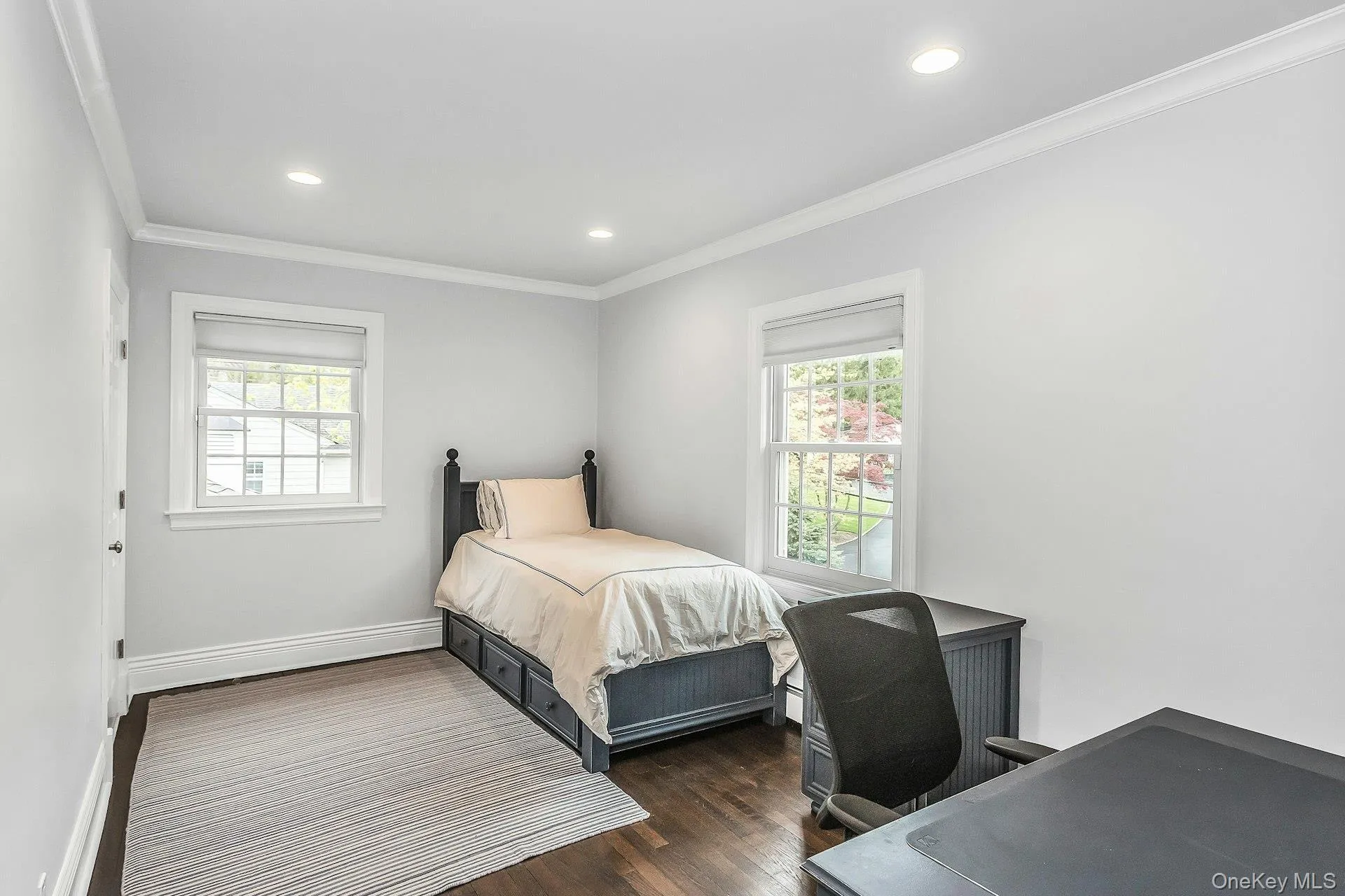 21 The Birches, North Hempstead, NY, 5 Bedrooms Bedrooms, 10 Rooms Rooms,3 BathroomsBathrooms,Residential,For Rent,The Birches,0,986506 21 The Birches, North Hempstead, NY, 5 Bedrooms Bedrooms, 10 Rooms Rooms,3 BathroomsBathrooms,Residential,For Rent,The Birches,0,986506