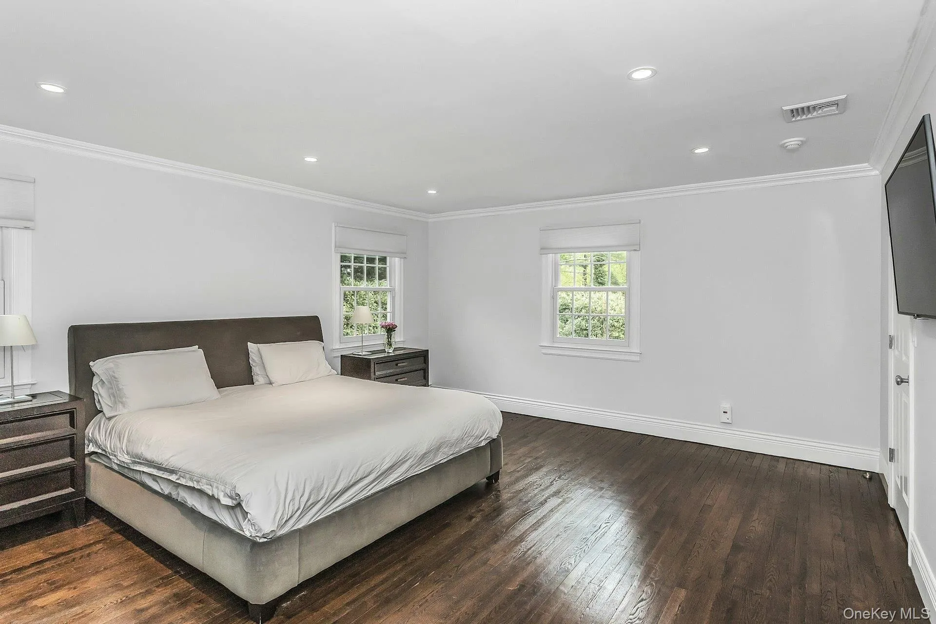 21 The Birches, North Hempstead, NY, 5 Bedrooms Bedrooms, 10 Rooms Rooms,3 BathroomsBathrooms,Residential,For Rent,The Birches,0,986506 21 The Birches, North Hempstead, NY, 5 Bedrooms Bedrooms, 10 Rooms Rooms,3 BathroomsBathrooms,Residential,For Rent,The Birches,0,986506