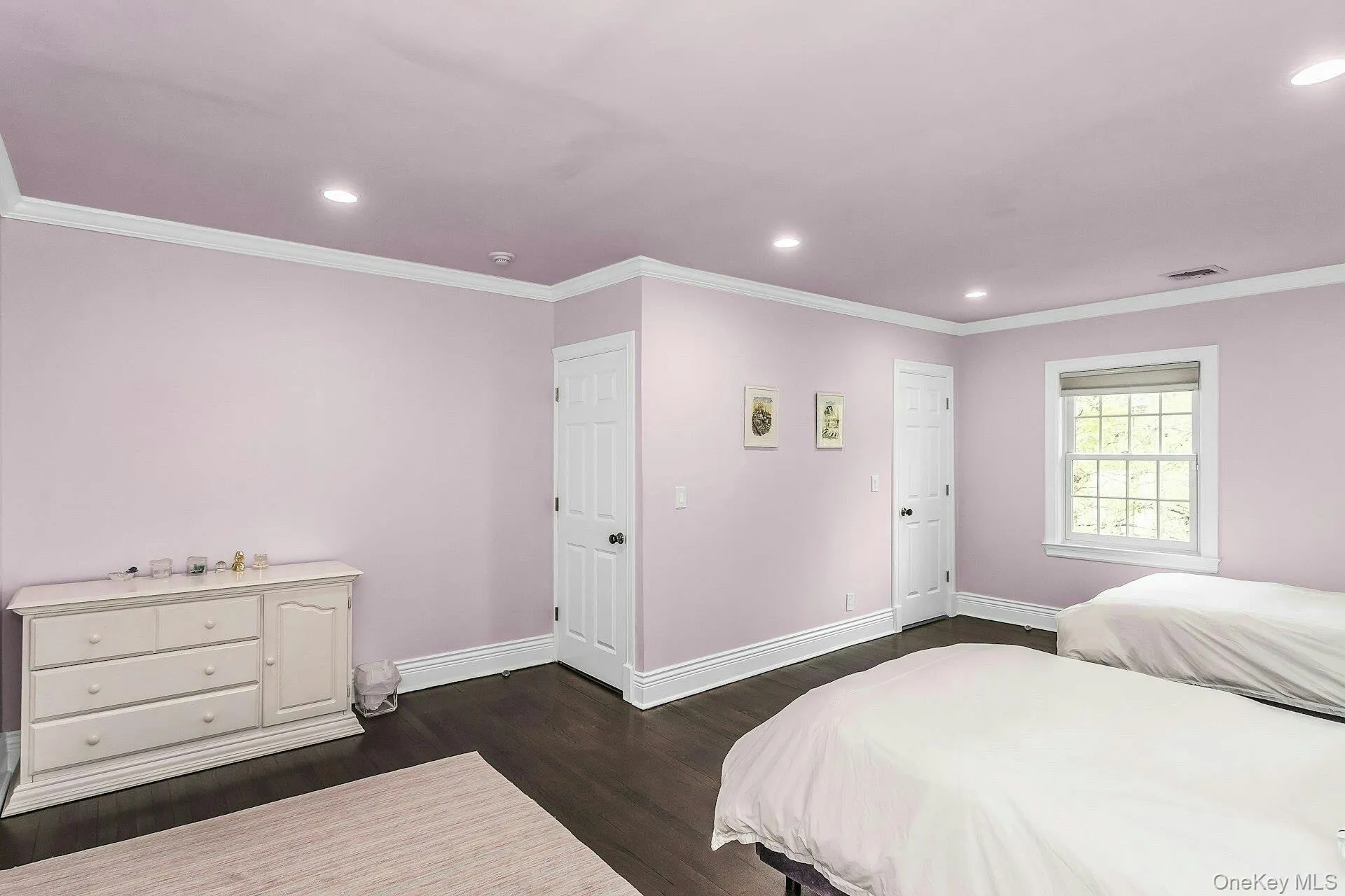 21 The Birches, North Hempstead, NY, 5 Bedrooms Bedrooms, 10 Rooms Rooms,3 BathroomsBathrooms,Residential,For Rent,The Birches,0,986506 21 The Birches, North Hempstead, NY, 5 Bedrooms Bedrooms, 10 Rooms Rooms,3 BathroomsBathrooms,Residential,For Rent,The Birches,0,986506